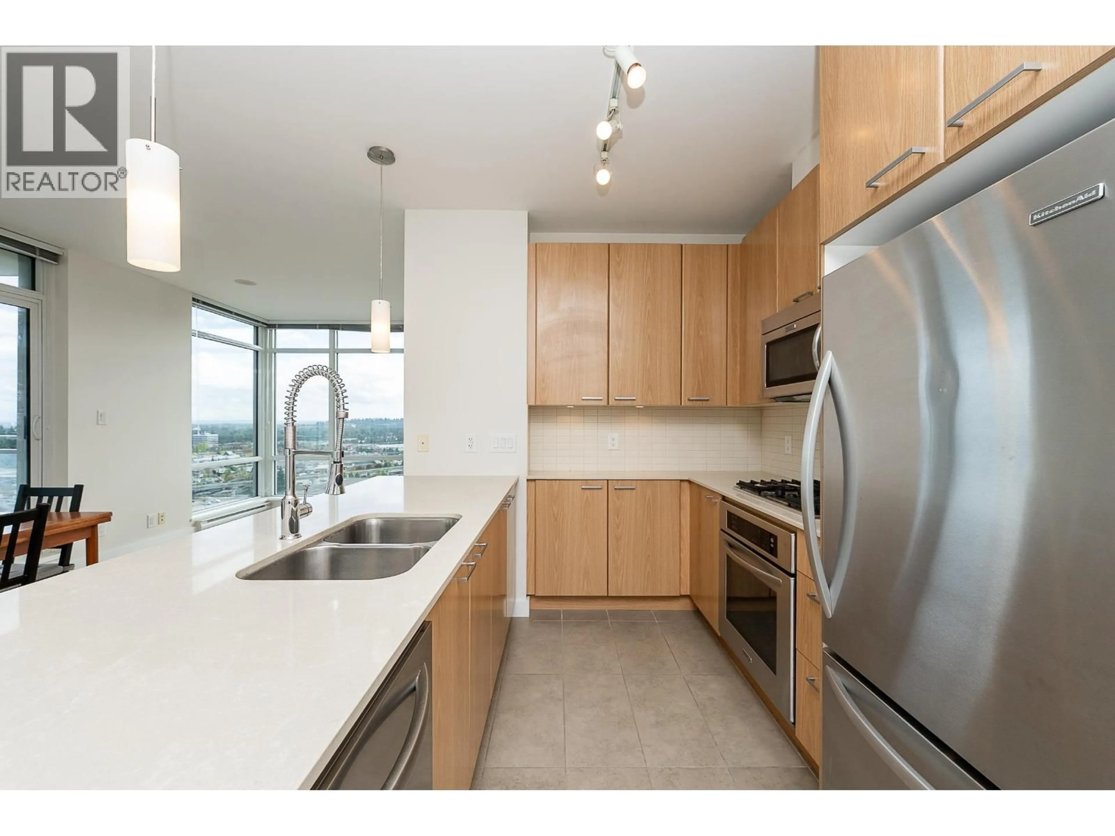 Standard kitchen, unknown for 2105 - 2955 ATLANTIC AVENUE, Coquitlam British Columbia V3B0H9