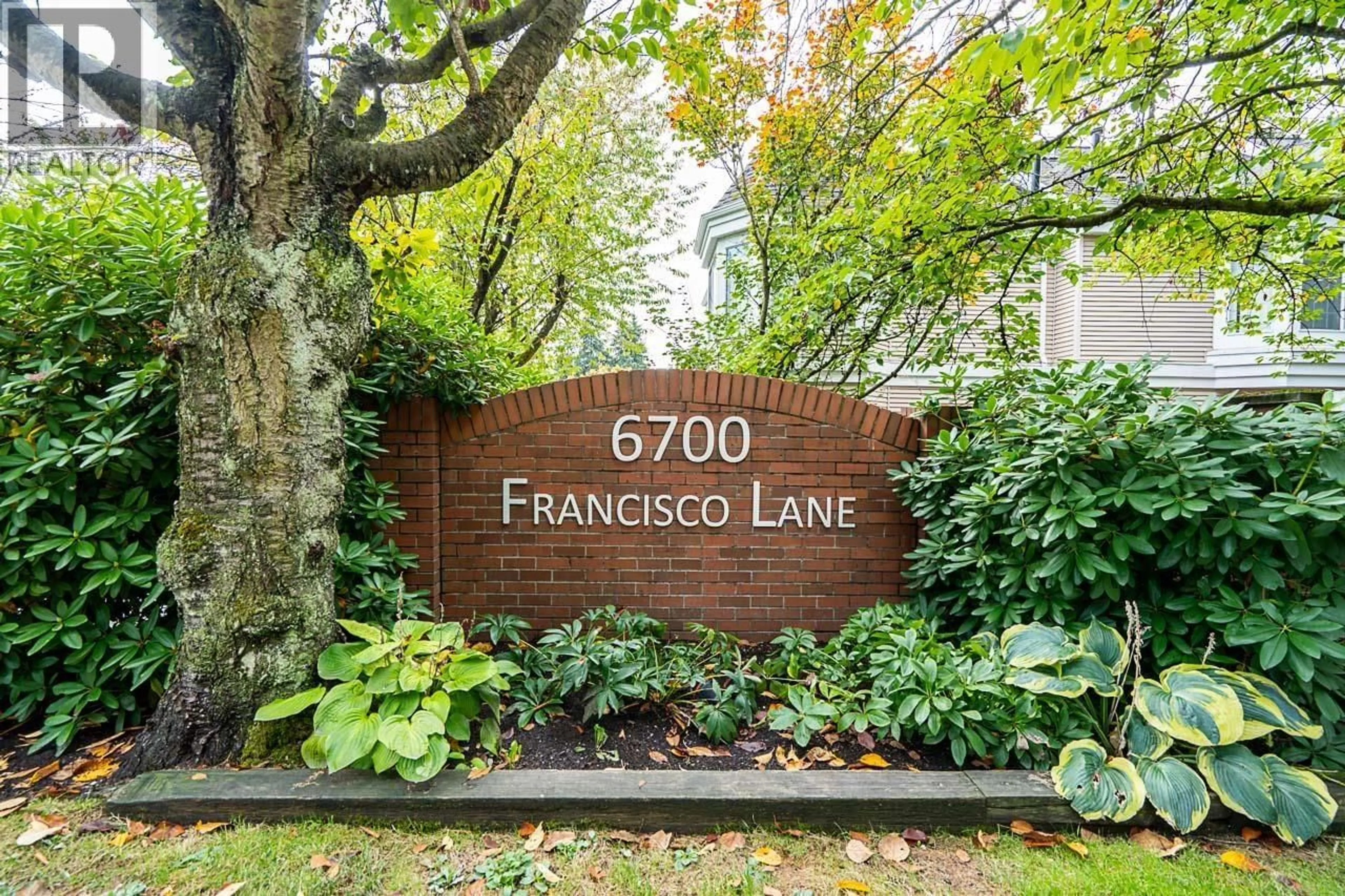 Unknown for 13 - 6700 RUMBLE STREET, Burnaby British Columbia V5E4H7