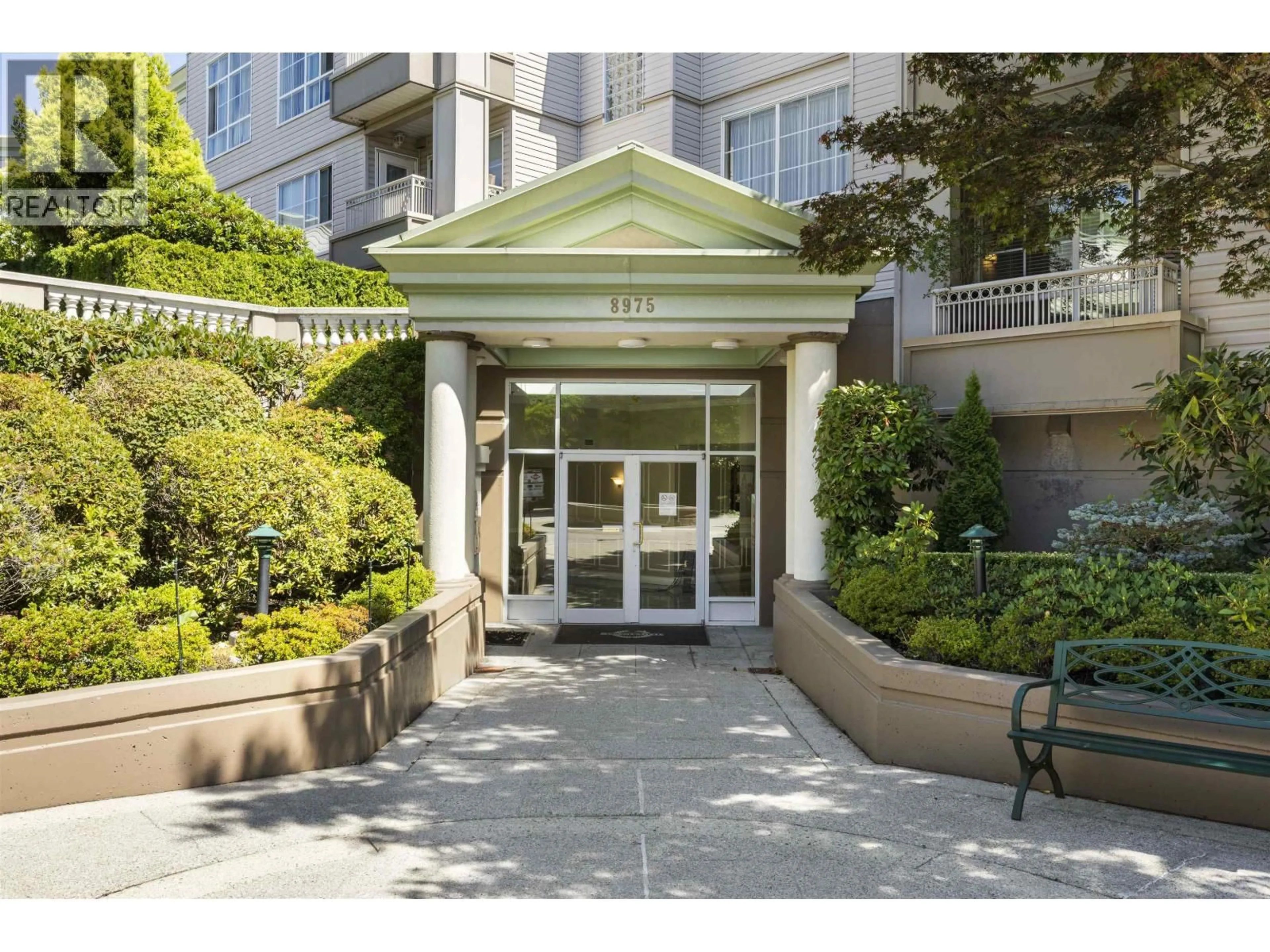 Indoor foyer for 101 - 8975 JONES ROAD, Richmond British Columbia V6Y3Y7