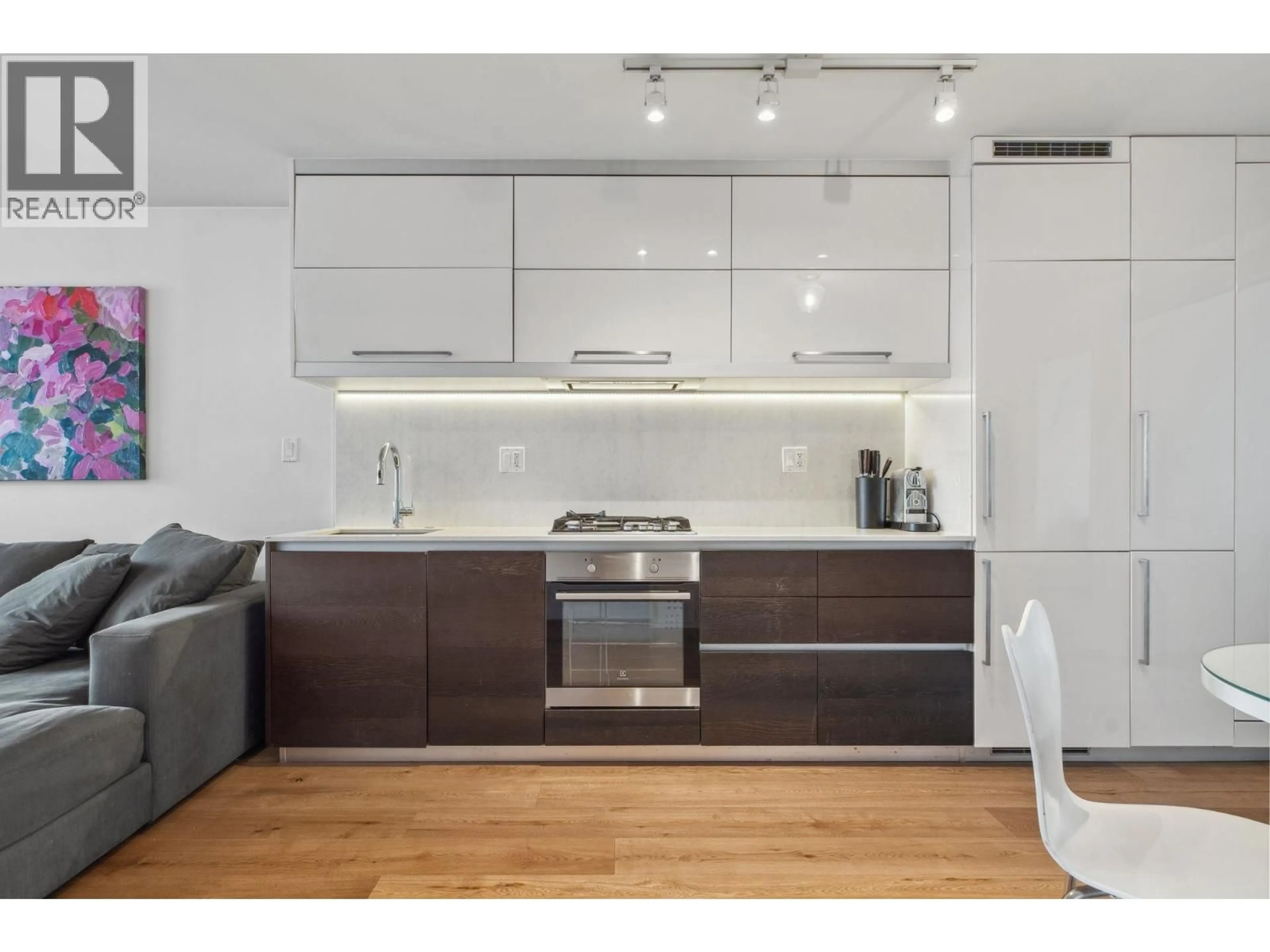 Unknown for 808 - 189 KEEFER STREET, Vancouver British Columbia V6A0C8