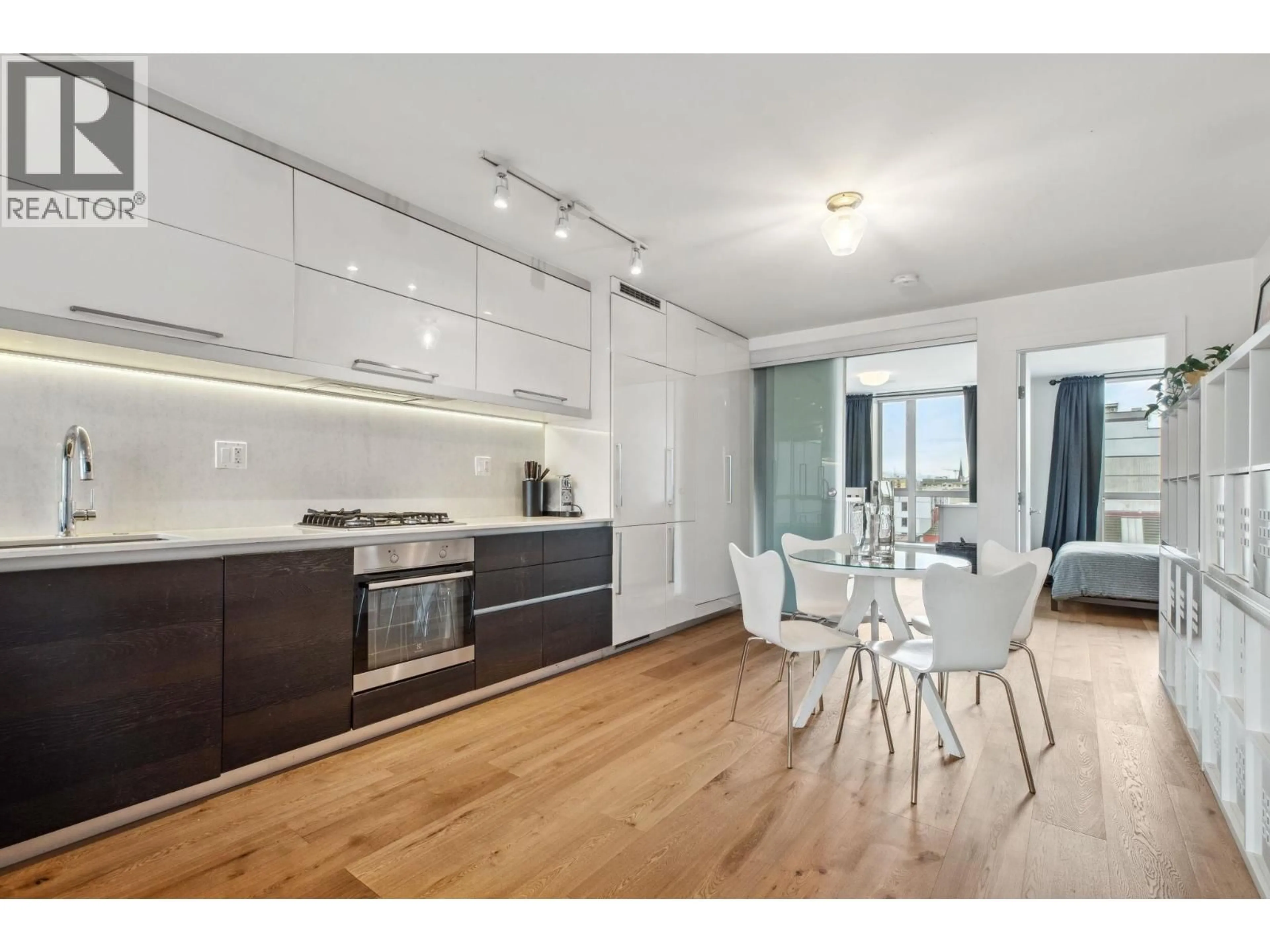 Unknown for 808 - 189 KEEFER STREET, Vancouver British Columbia V6A0C8