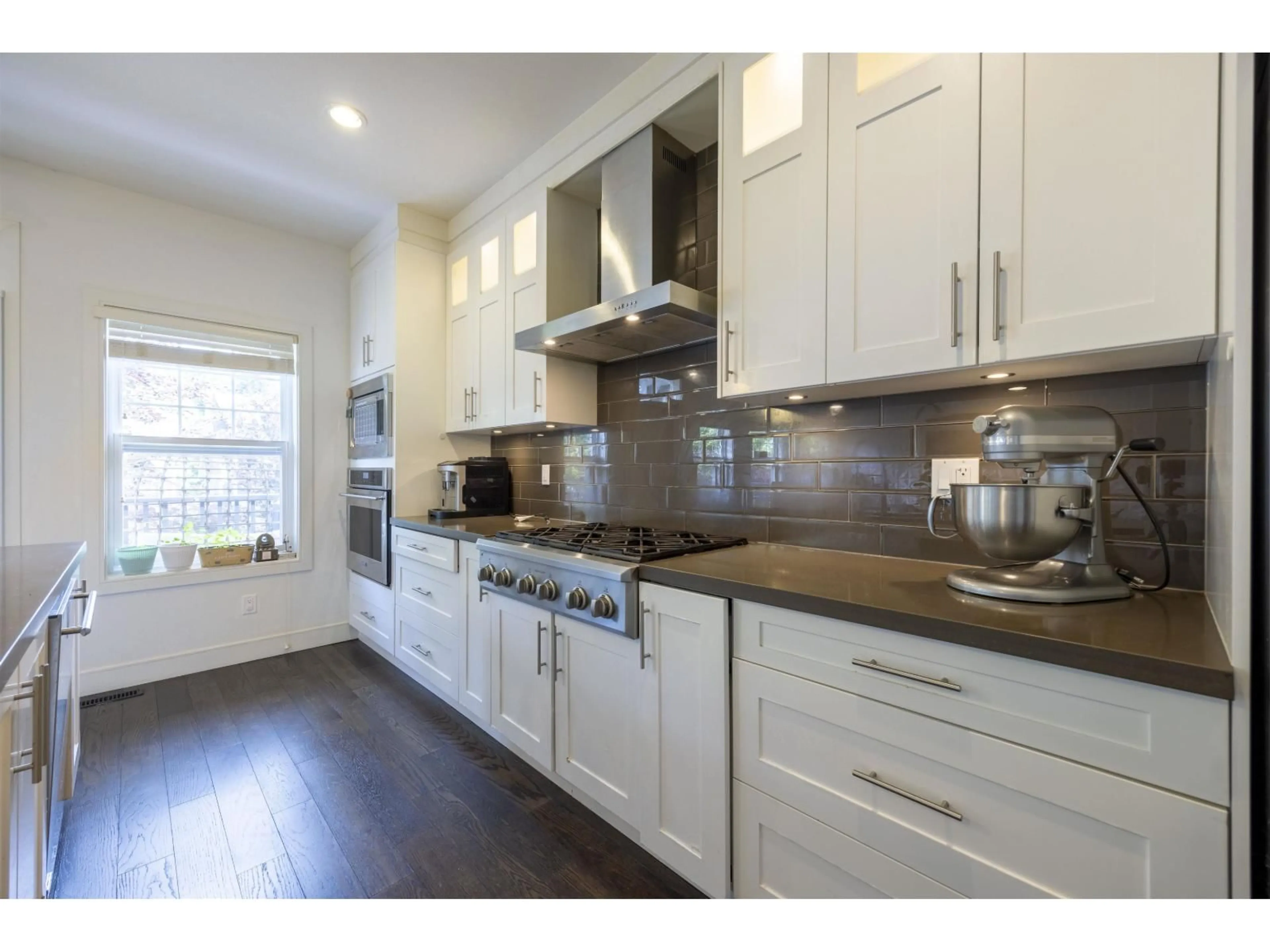 Open concept kitchen, unknown for 30 - 15988 32, Surrey British Columbia V3Z2J4