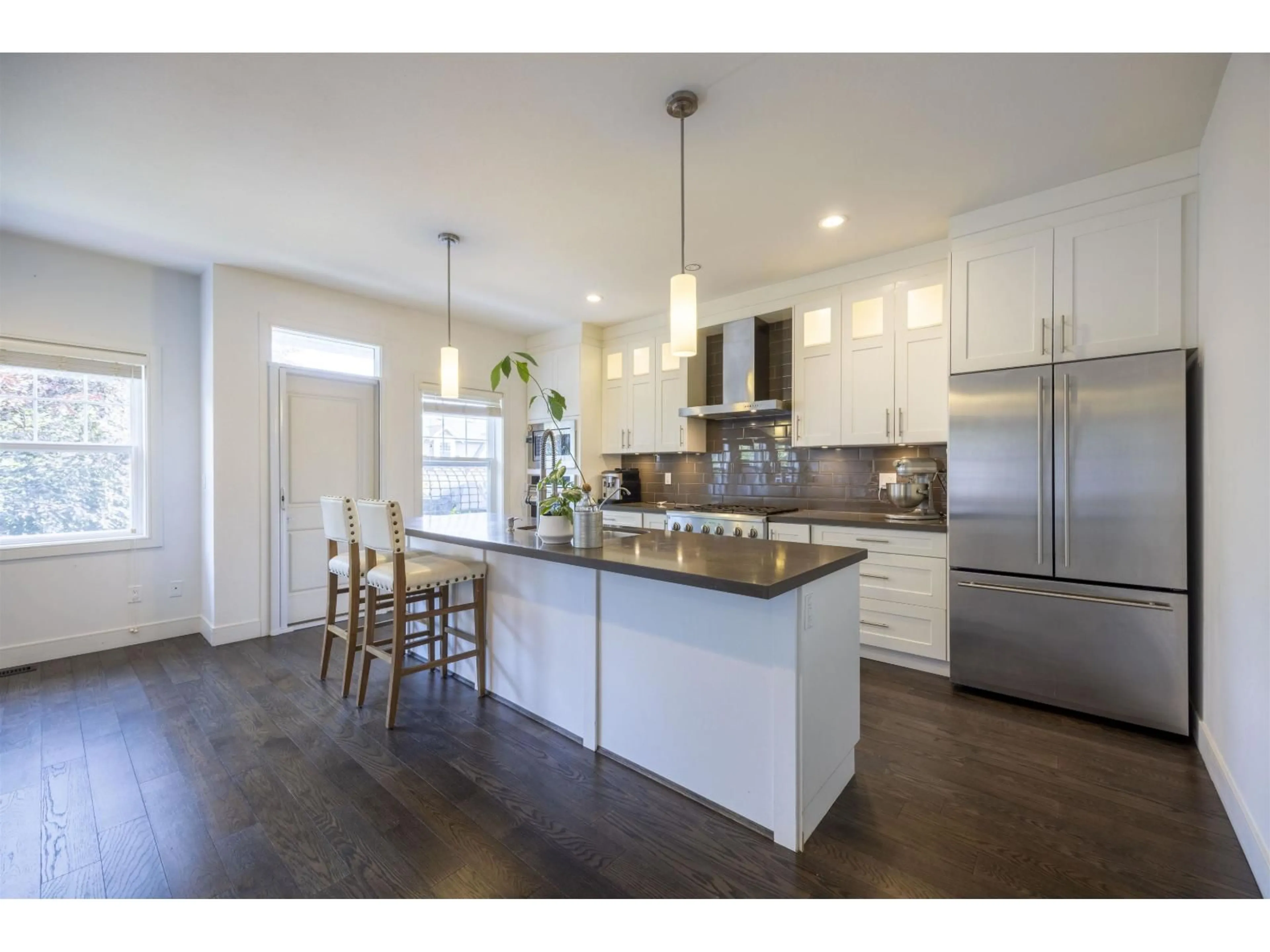 Open concept kitchen, unknown for 30 - 15988 32, Surrey British Columbia V3Z2J4