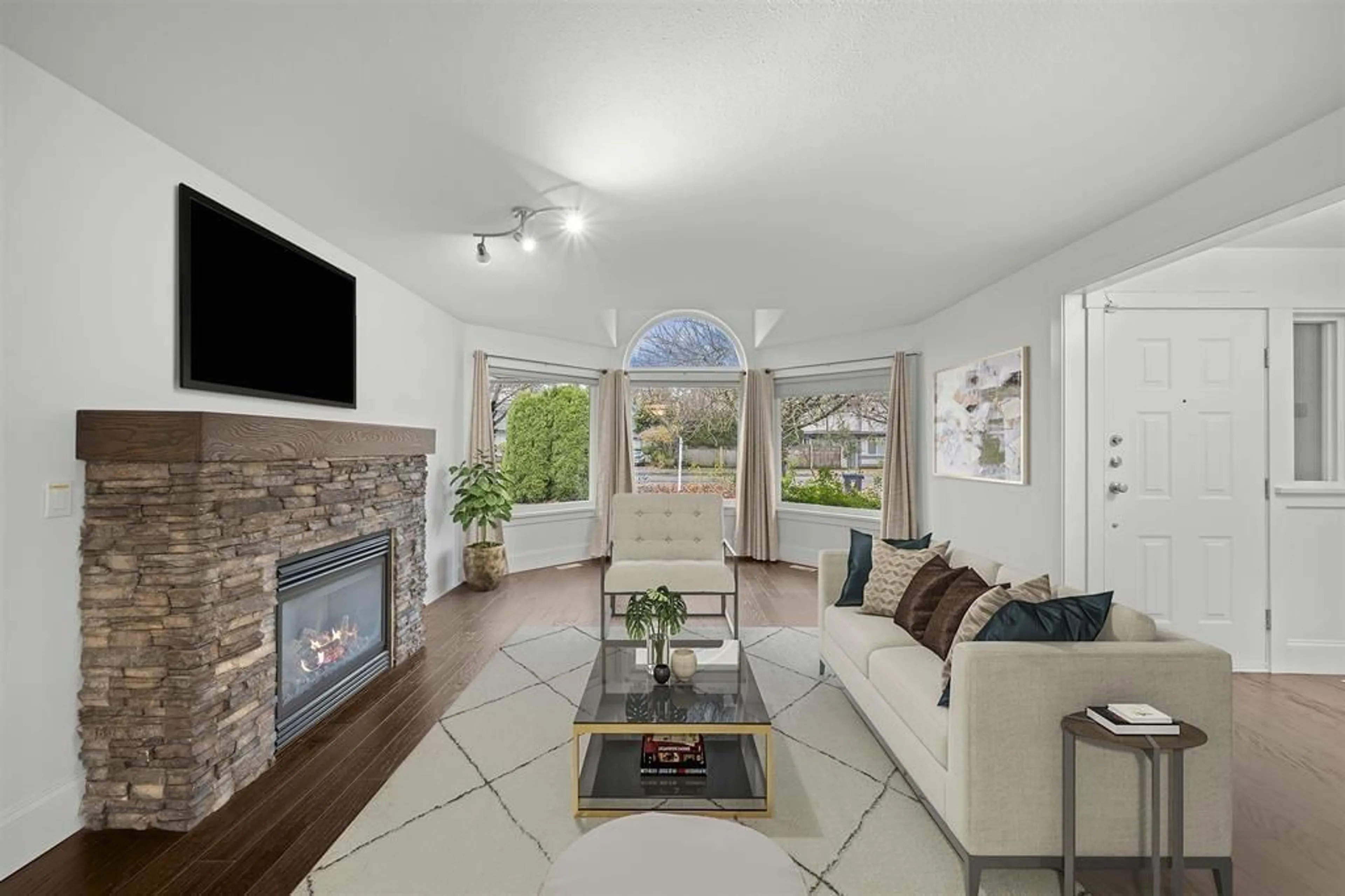 Living room with furniture, unknown for 22109 OLD YALE, Langley British Columbia V2Z1A3