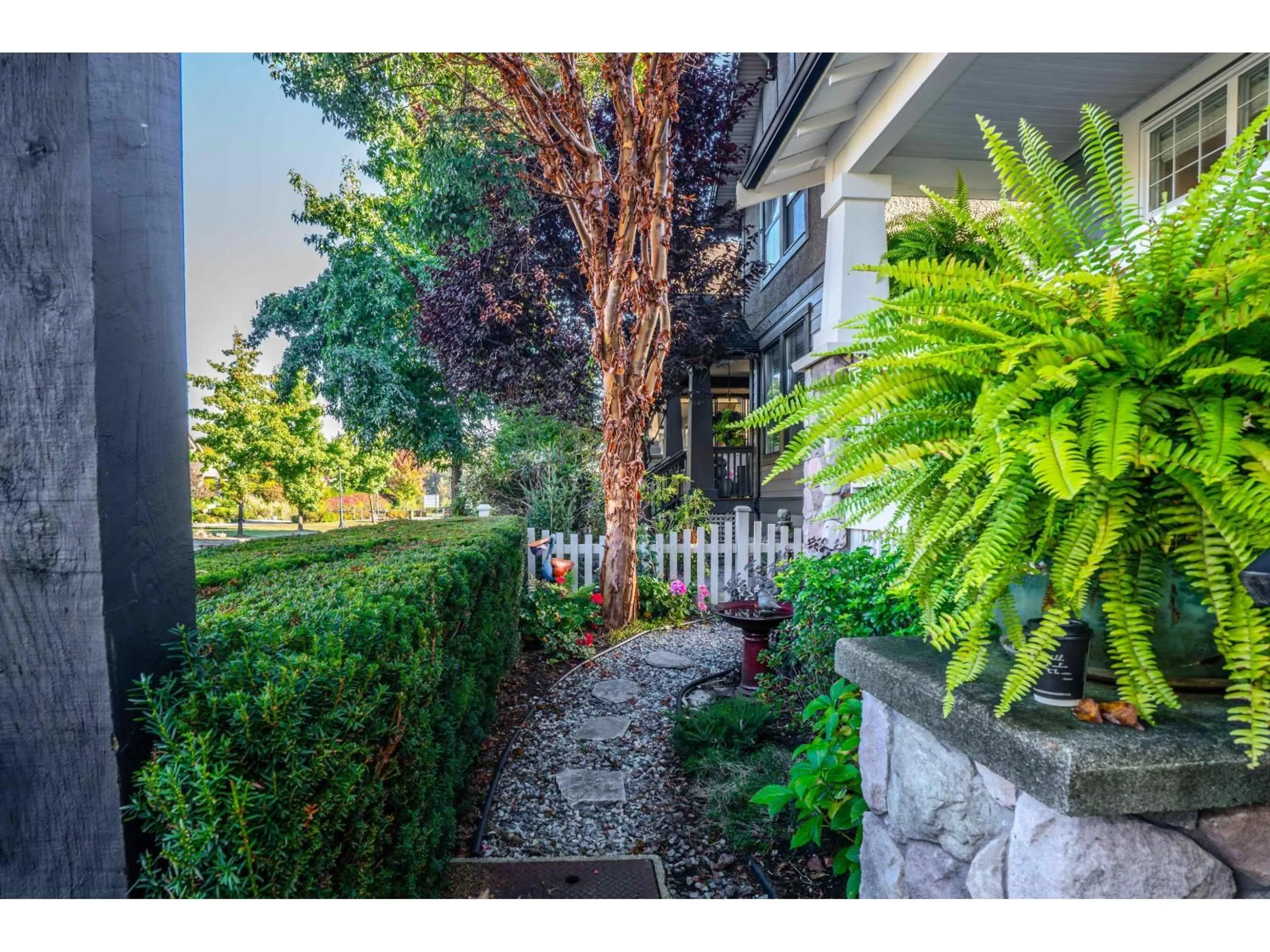 Unknown for 9364 SINGH, Langley British Columbia V1M4G2