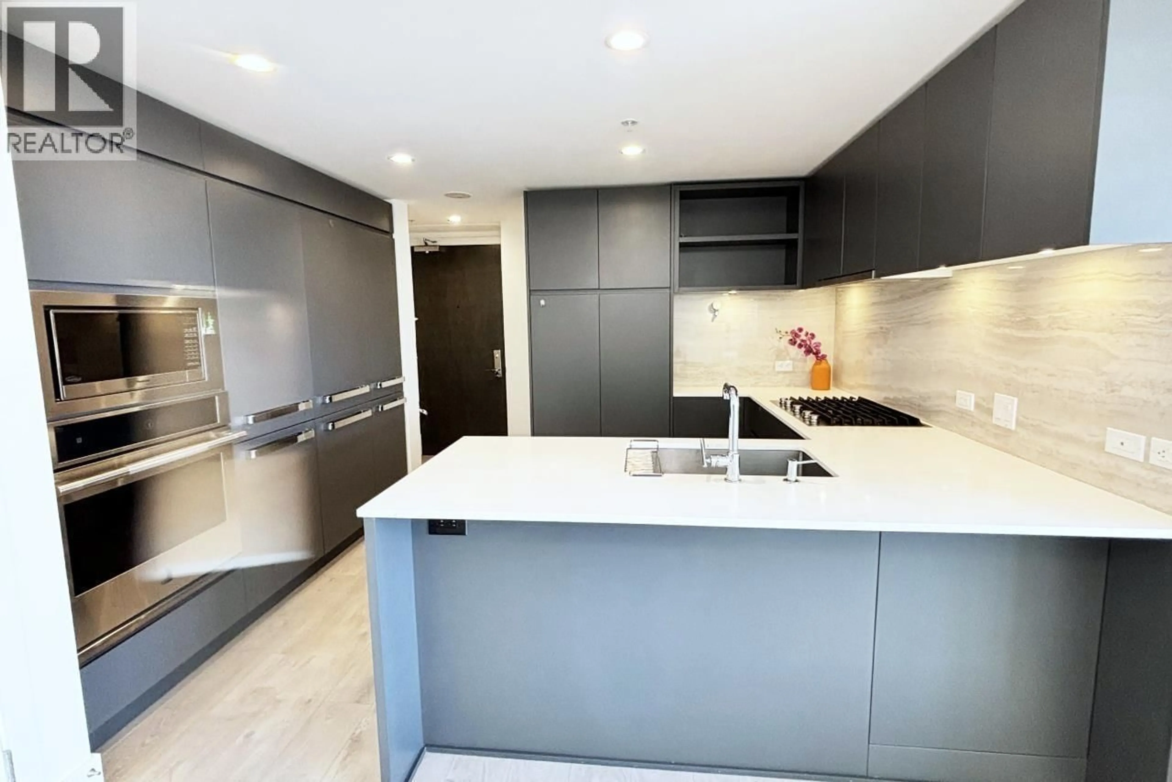 Contemporary kitchen, unknown for 1707 - 450 WESTVIEW STREET, Coquitlam British Columbia V3K6C3