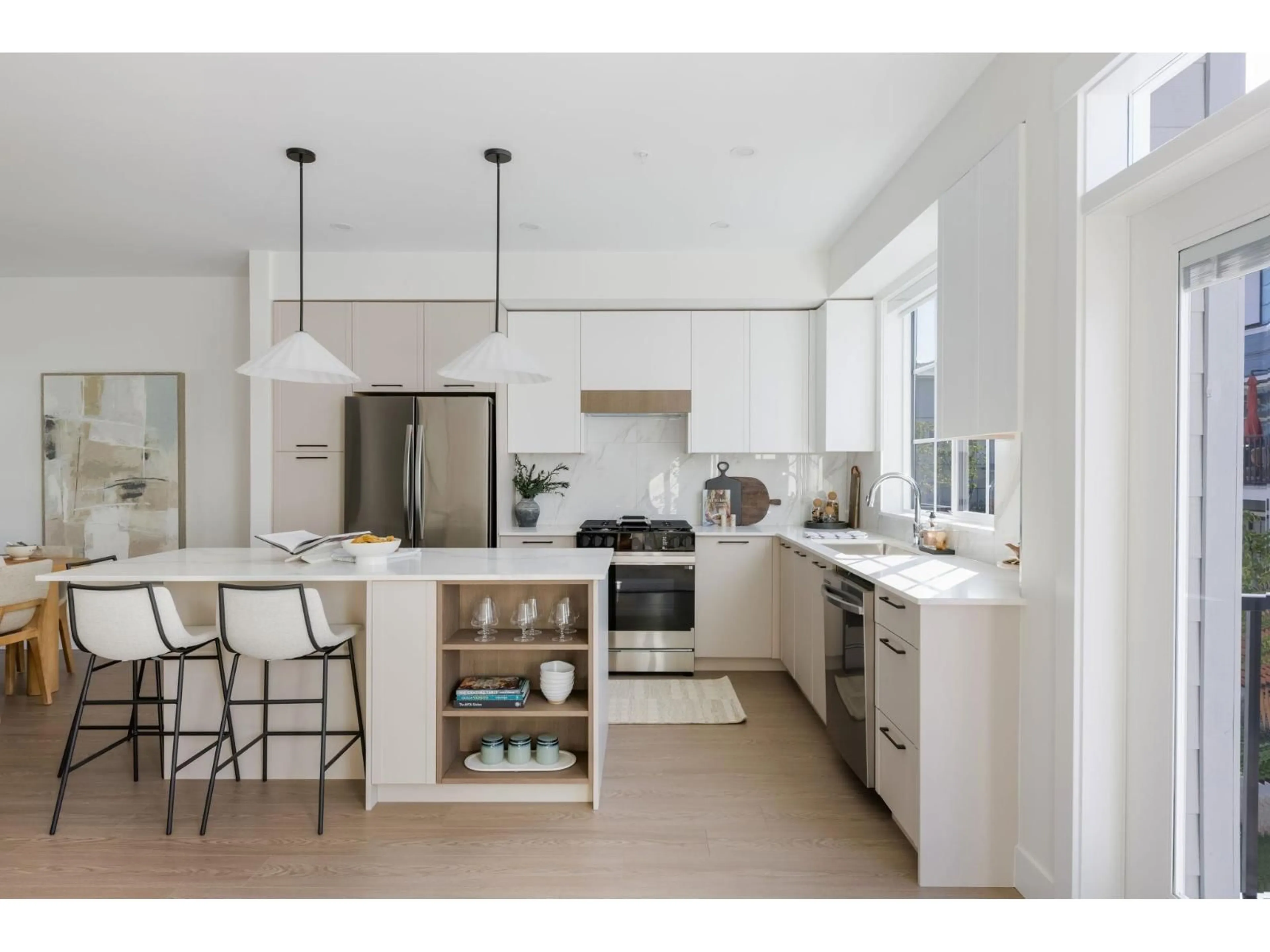 Contemporary kitchen, ceramic/tile floor for 28 - 20650 78, Langley British Columbia V2Y4L9