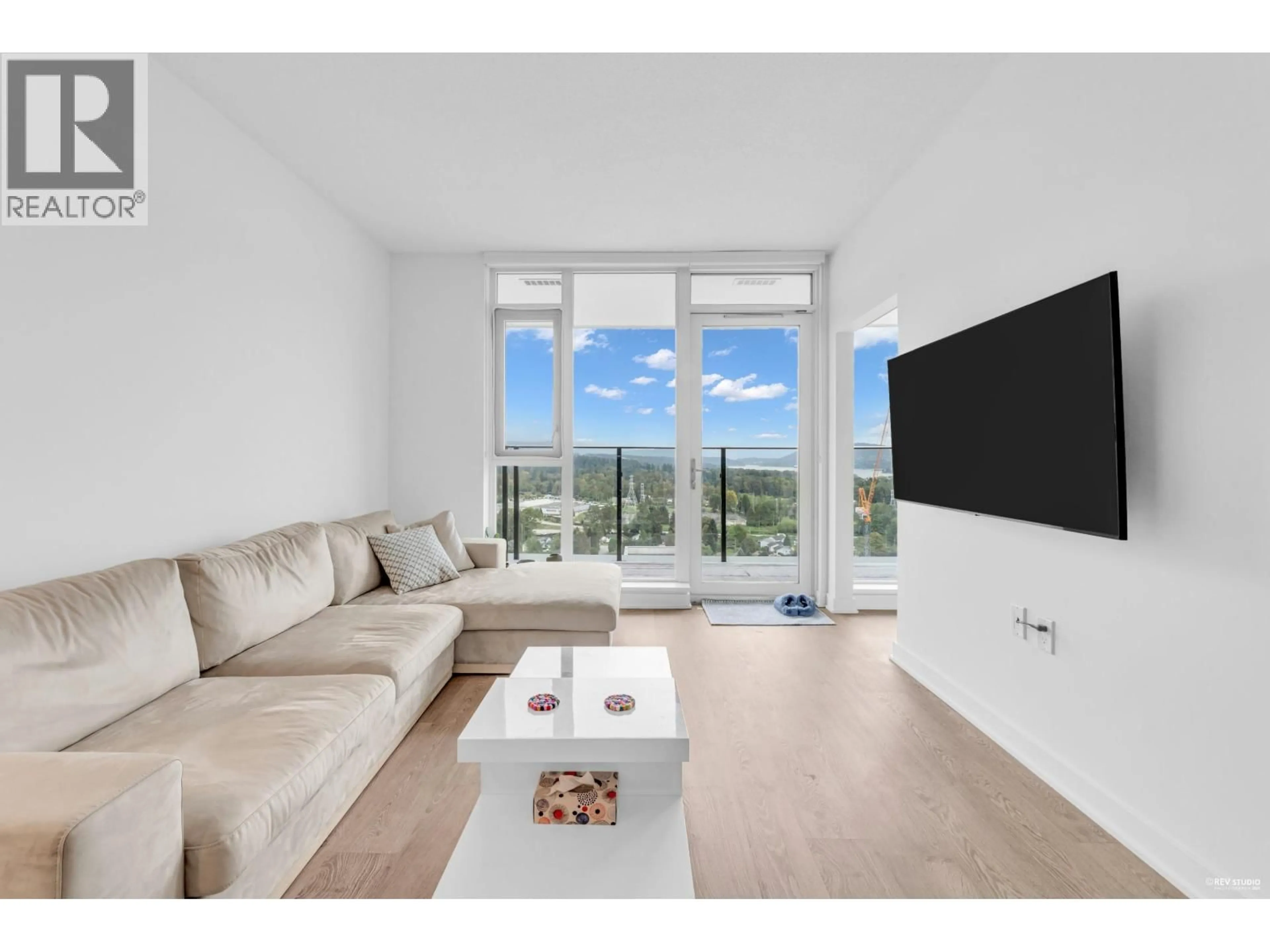 Living room with furniture, unknown for 2402 - 1401 HUNTER STREET, North Vancouver British Columbia V7J1H3