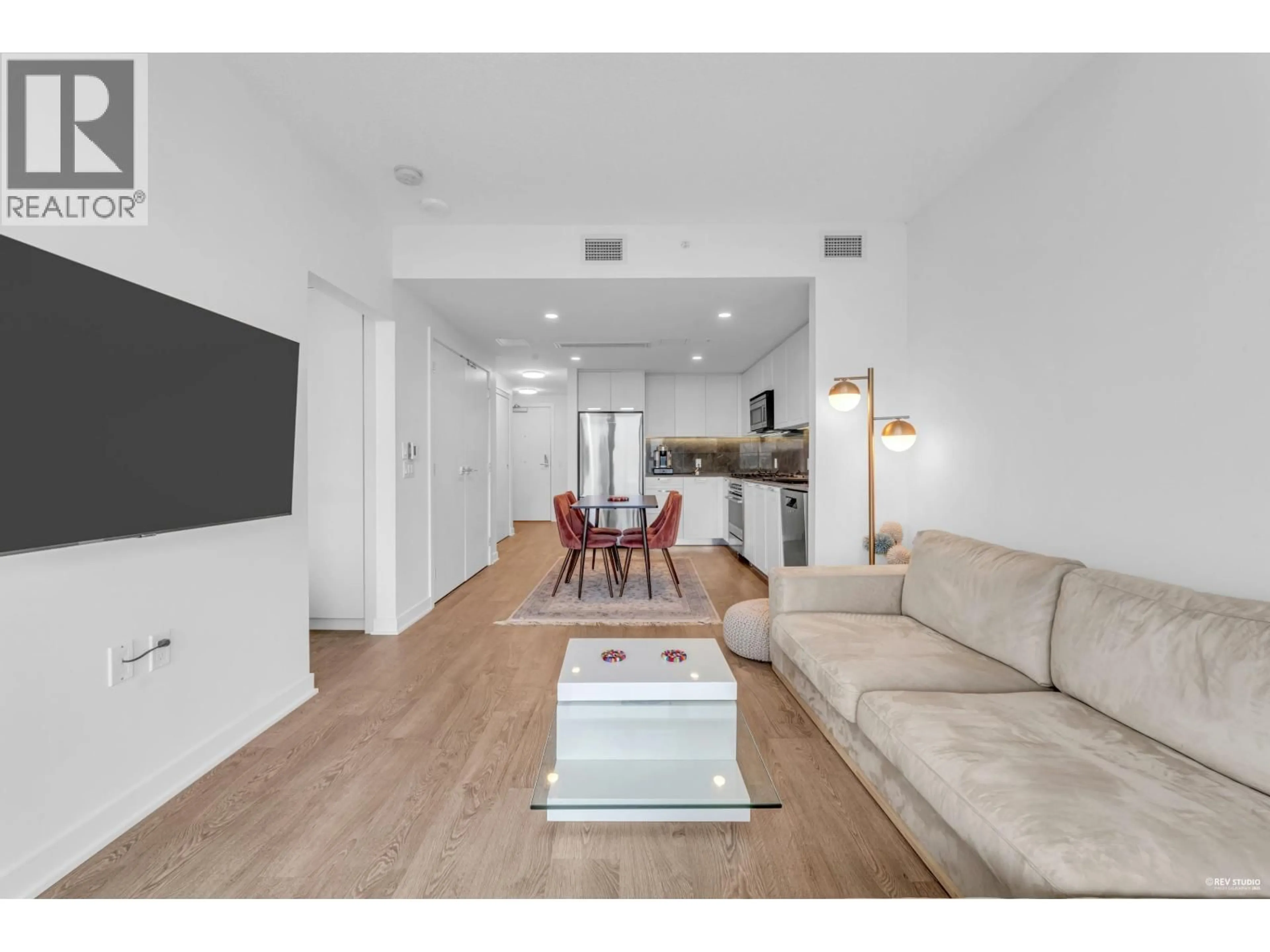 Living room with furniture, unknown for 2402 - 1401 HUNTER STREET, North Vancouver British Columbia V7J1H3