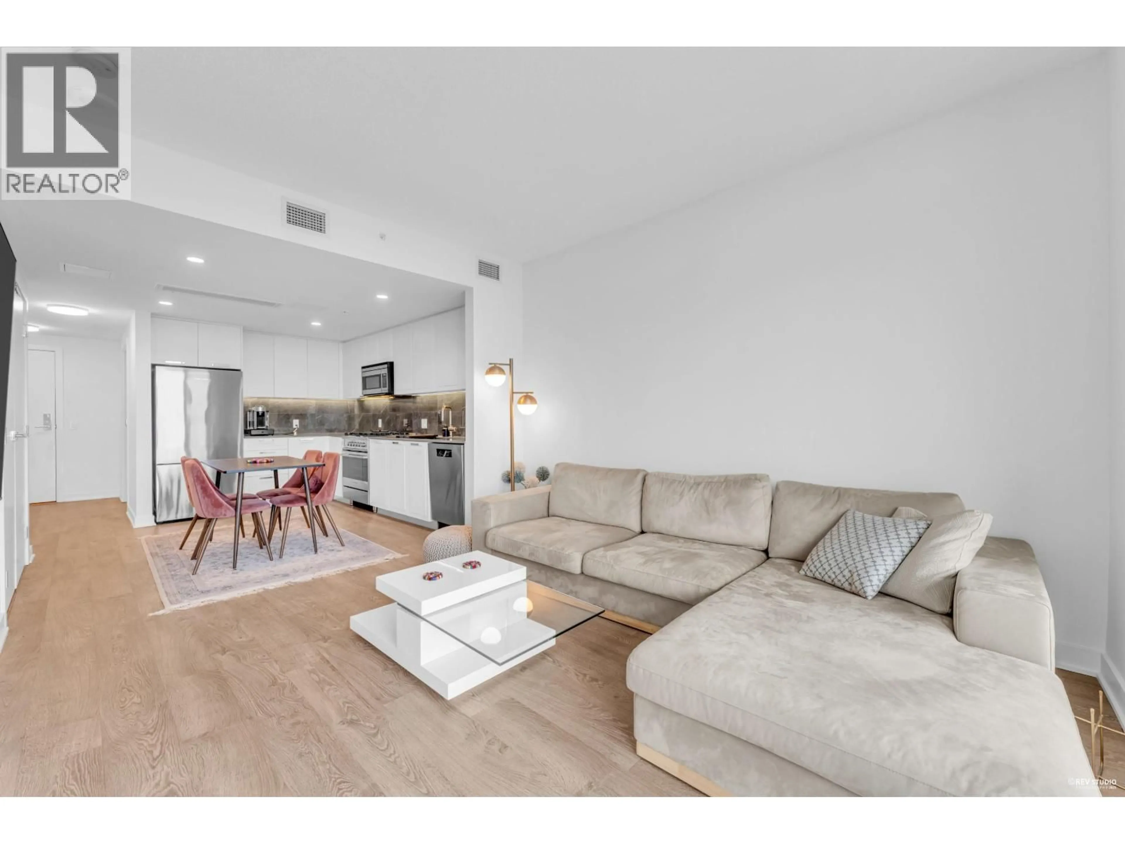 Living room with furniture, unknown for 2402 - 1401 HUNTER STREET, North Vancouver British Columbia V7J1H3