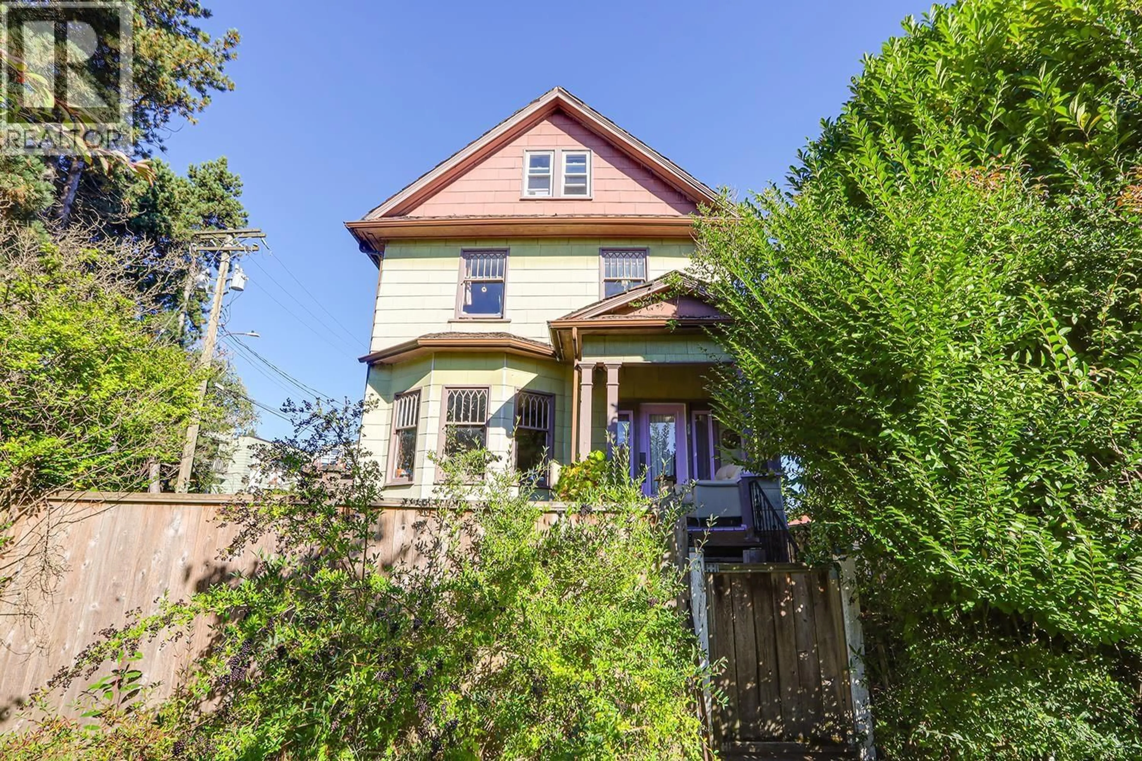 Home with brick exterior material, street for 333 E13TH AVENUE, Vancouver British Columbia V5T2K6