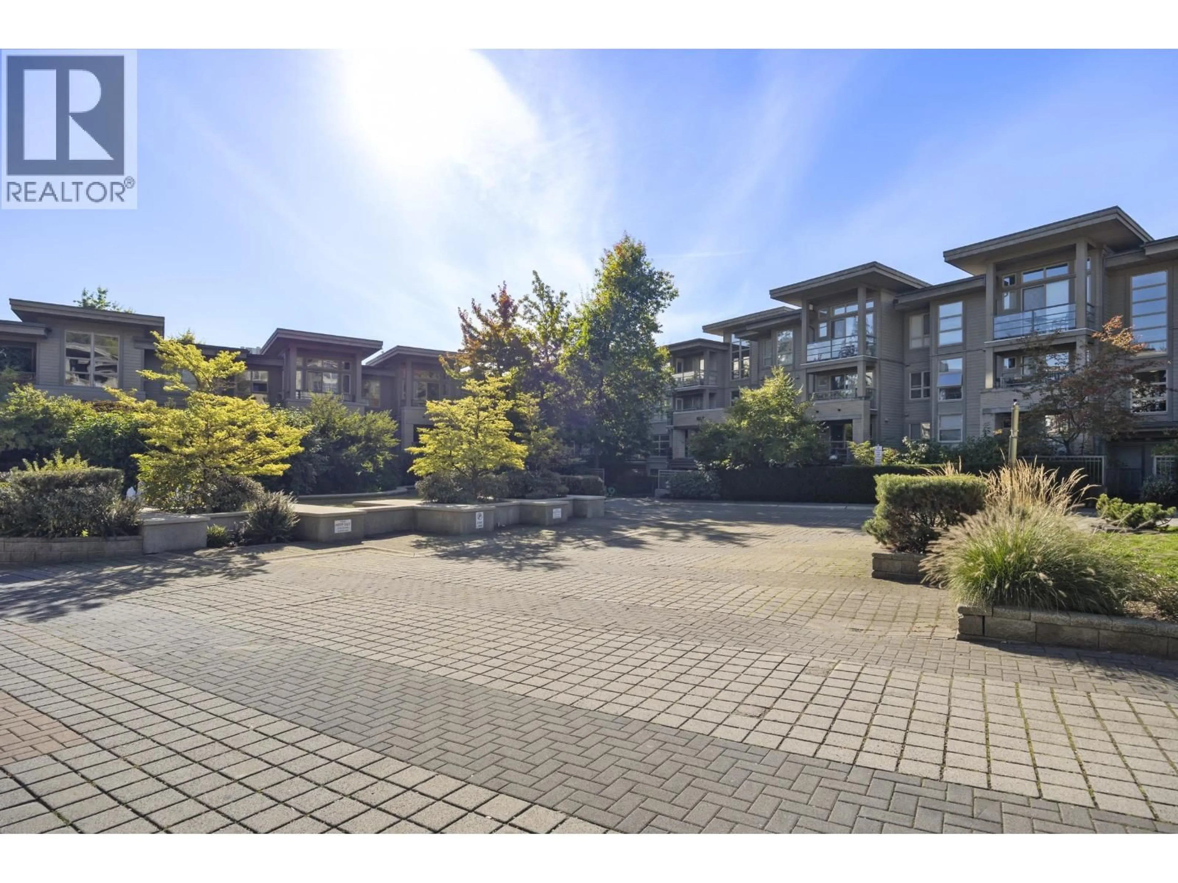 Patio, unknown for 310 - 9339 UNIVERSITY CRESCENT, Burnaby British Columbia V5A4Y1