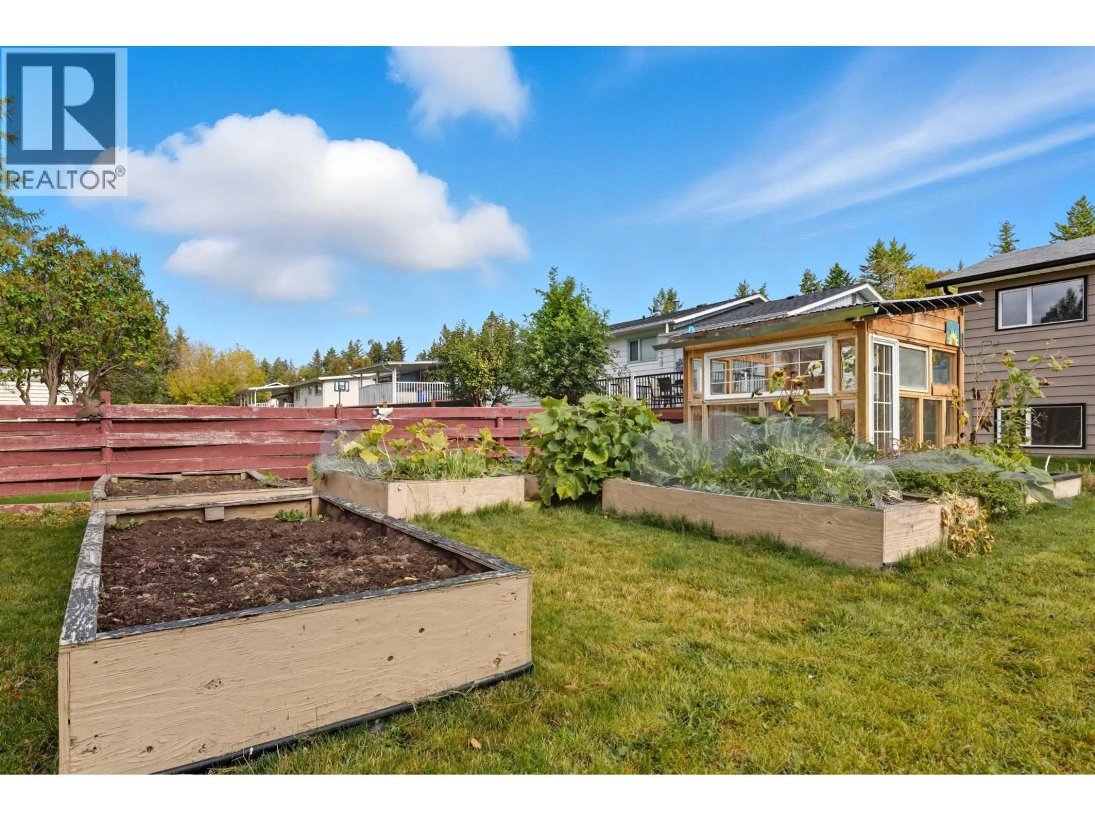 Patio, unknown for 1035 PIGEON AVENUE, Williams Lake British Columbia V2G2B8