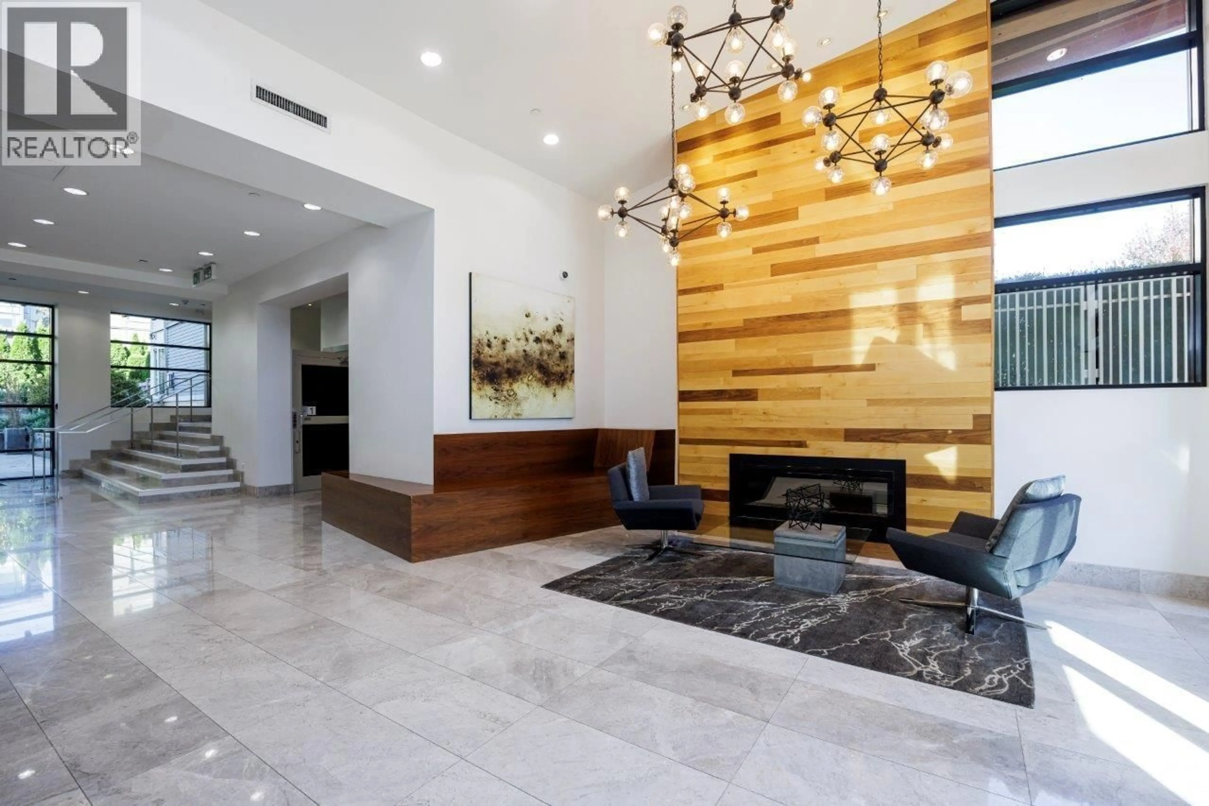 Lobby for 301 - 2665 MOUNTAIN HIGHWAY, North Vancouver British Columbia V7J0A8