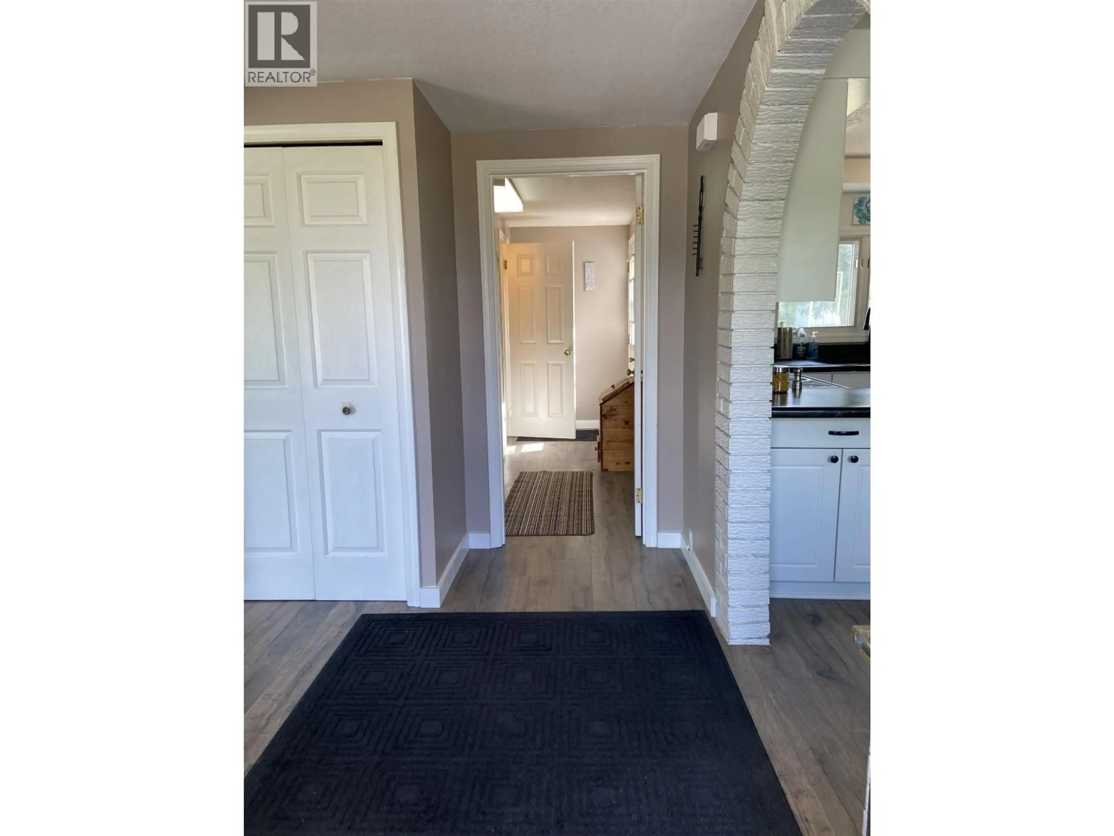 Indoor entryway for 12279 COTTONWOOD AVENUE, Fort St. John British Columbia V1J8B1