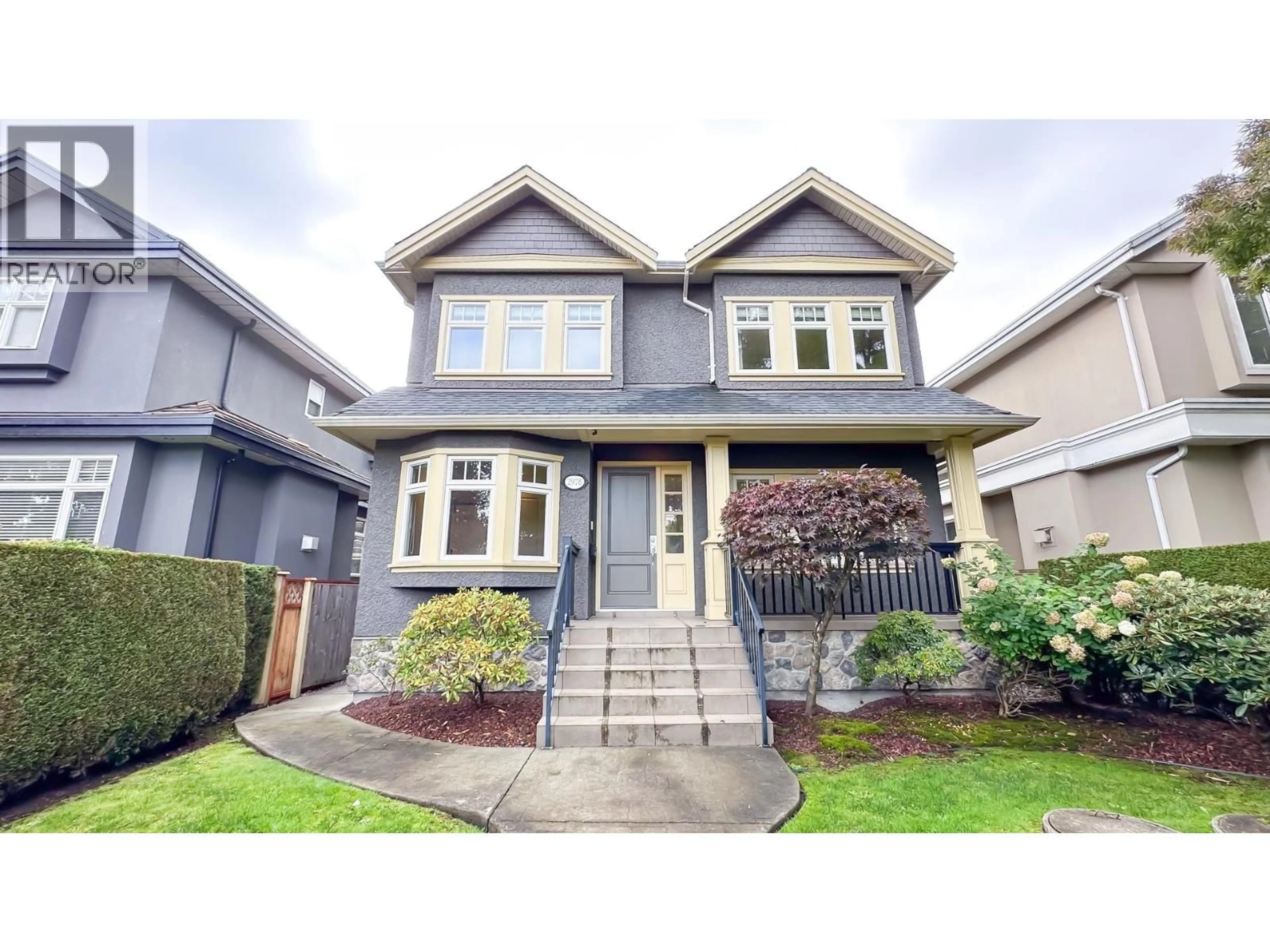 Home with vinyl exterior material, street for 2978 21ST AVENUE, Vancouver British Columbia V6L1K8