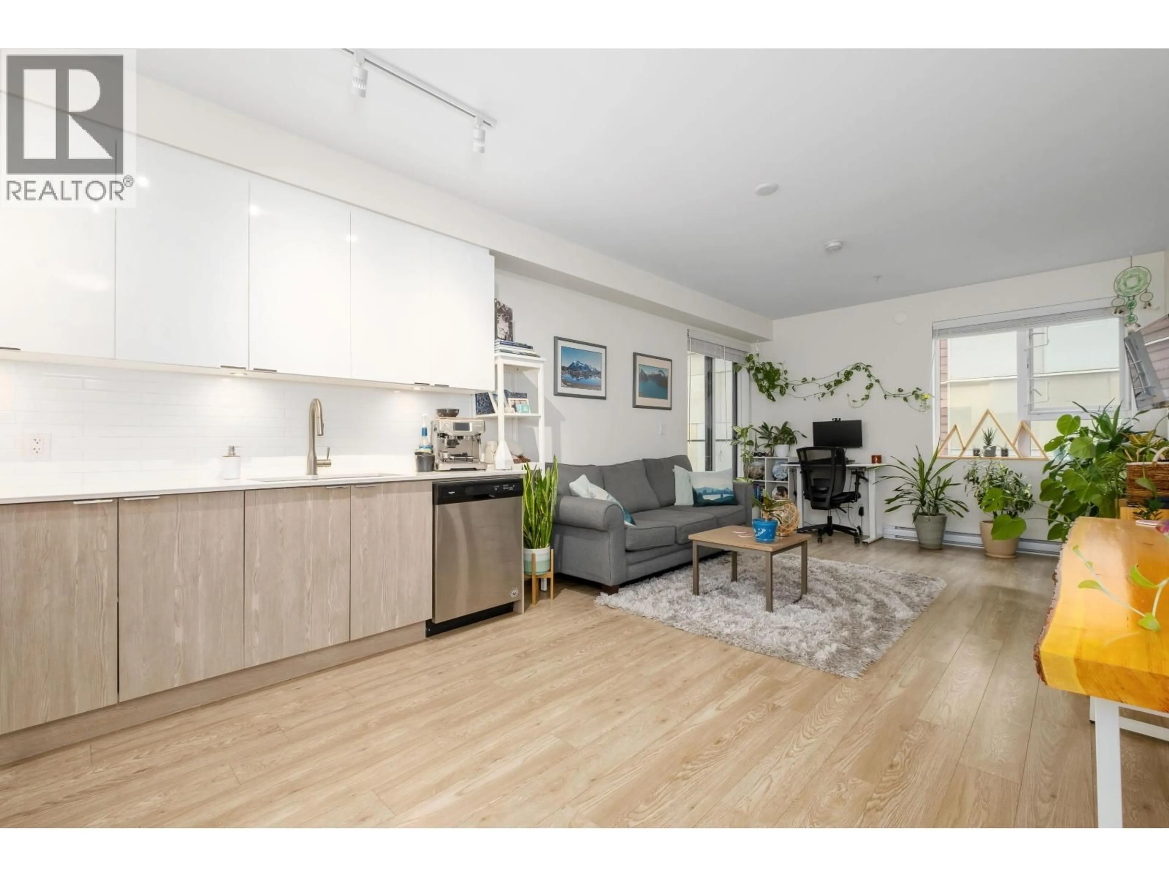 Unknown for 302 - 37881 CLEVELAND AVENUE, Squamish British Columbia V8B0Z7