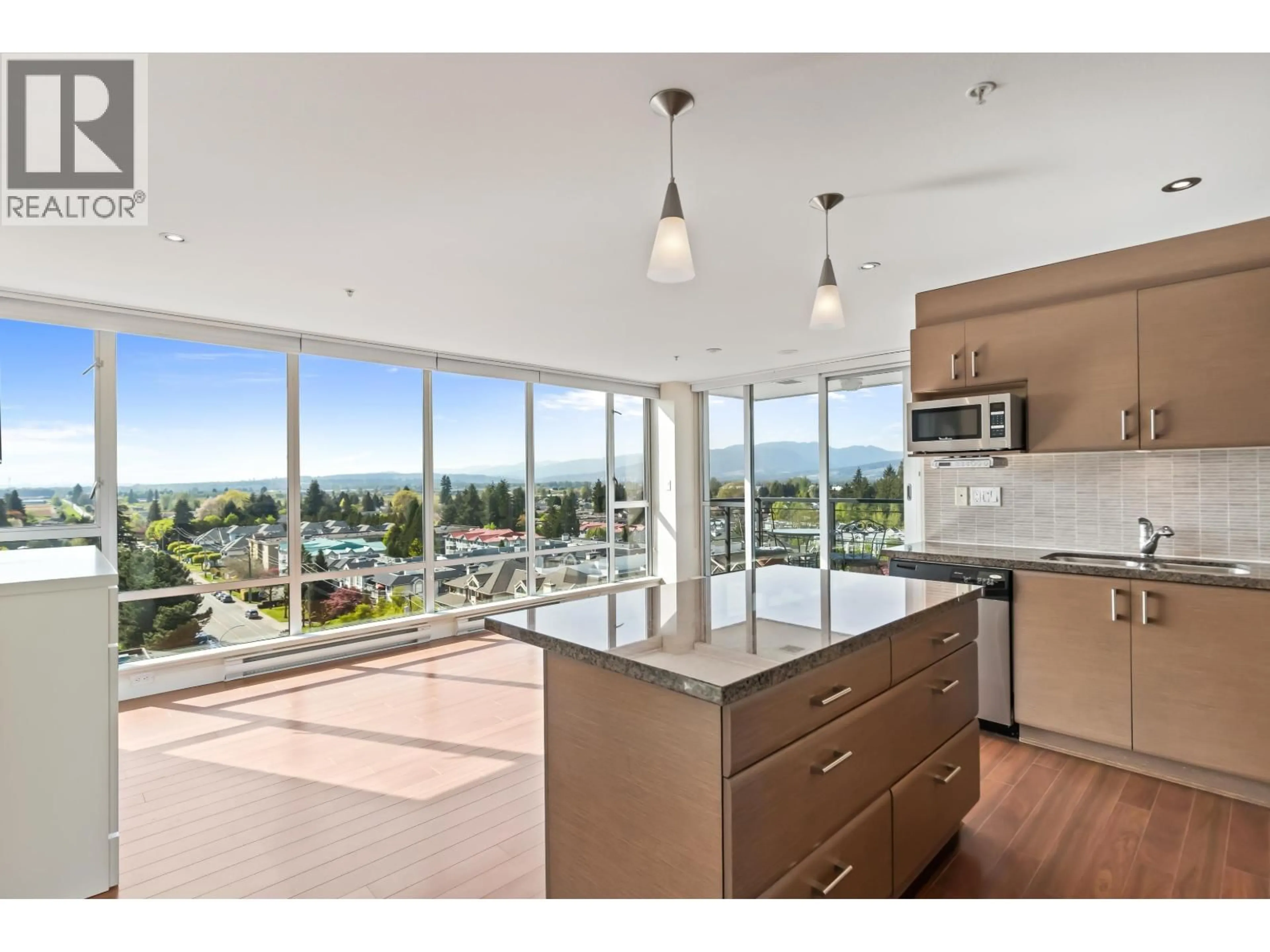 Open concept kitchen, unknown for 903 - 12069 HARRIS ROAD, Pitt Meadows British Columbia V3Y0C8