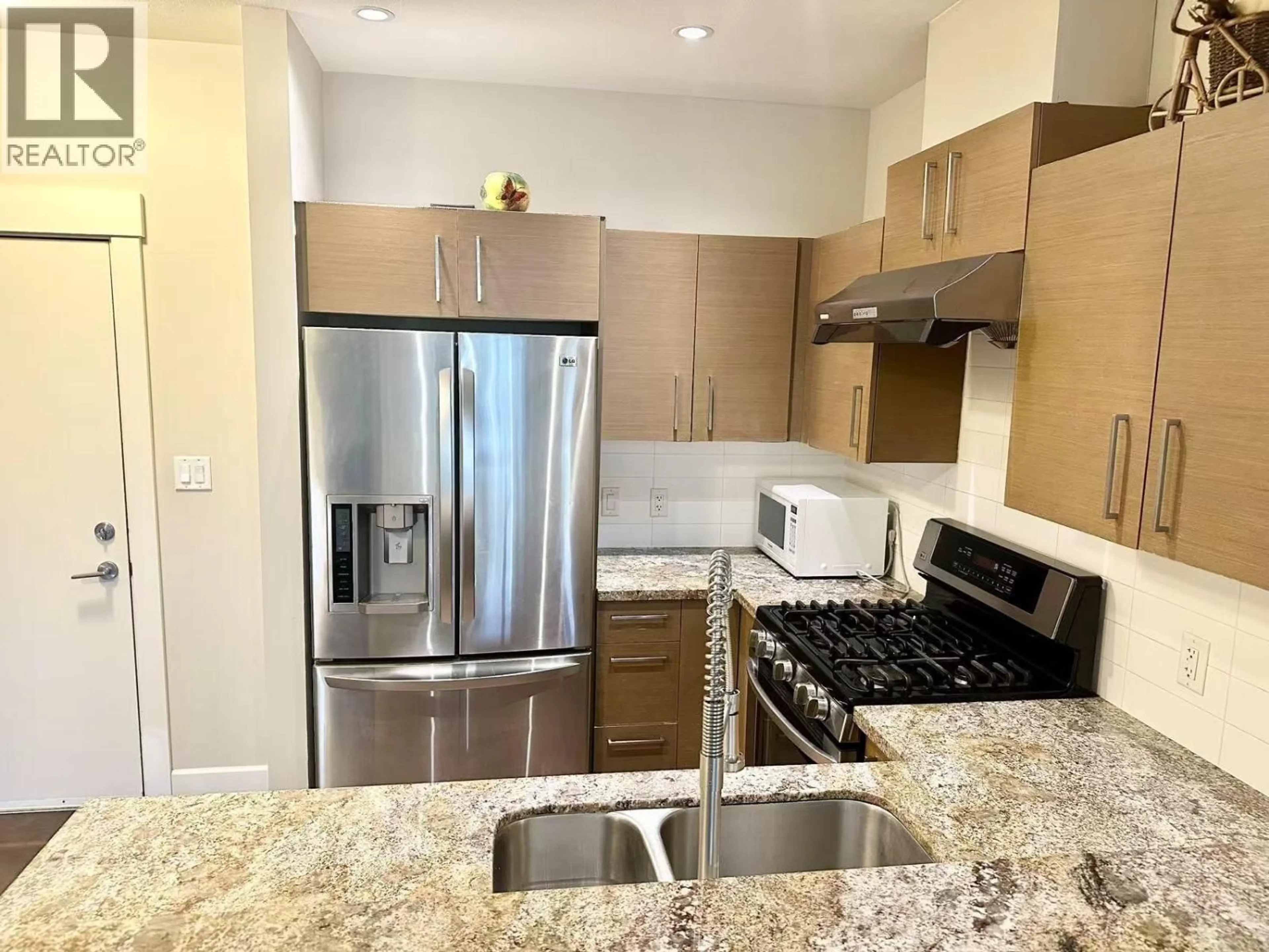 Unknown for 110 - 6611 ECKERSLEY ROAD, Richmond British Columbia V6Y0B7