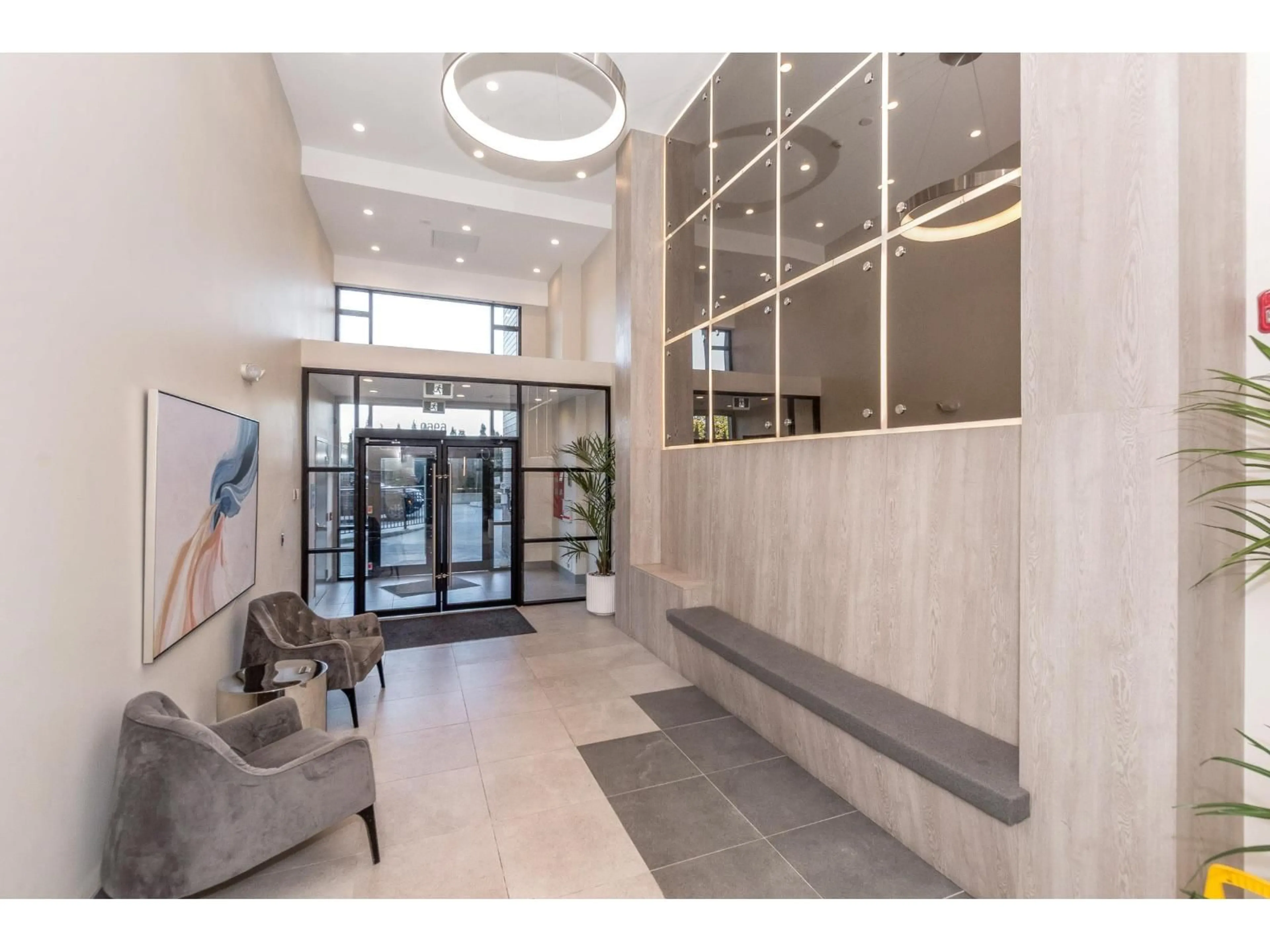 Indoor foyer for 407 - 6960 NICHOLSON, Delta British Columbia V4E0A9