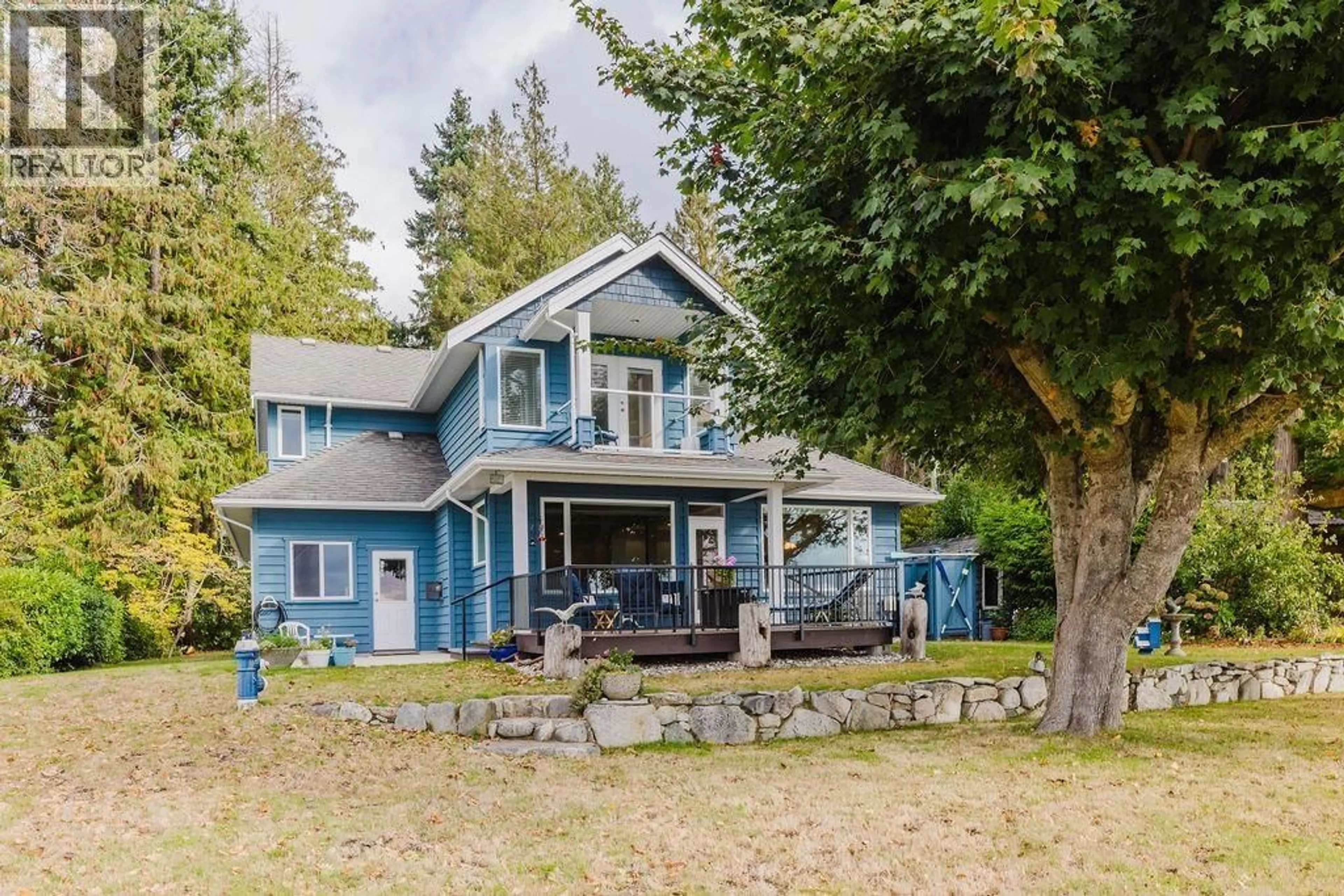Home with vinyl exterior material, unknown for 1537 MCCULLOUGH ROAD, Sechelt British Columbia V7Z0A5