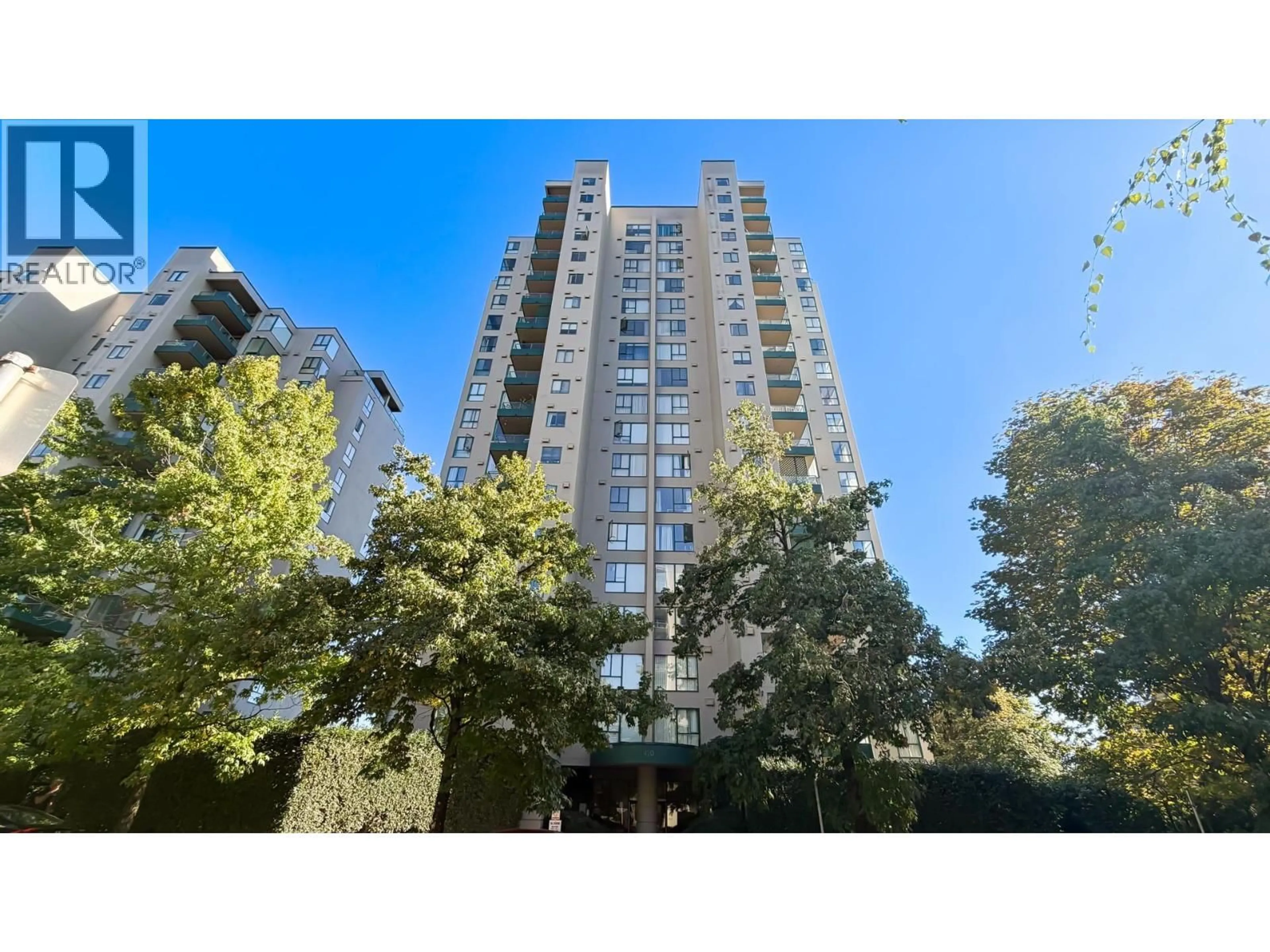 A pic from outside/outdoor area/front of a property/back of a property/a pic from drone, unknown for 1502 - 420 CARNARVON STREET, New Westminster British Columbia V3L5P1