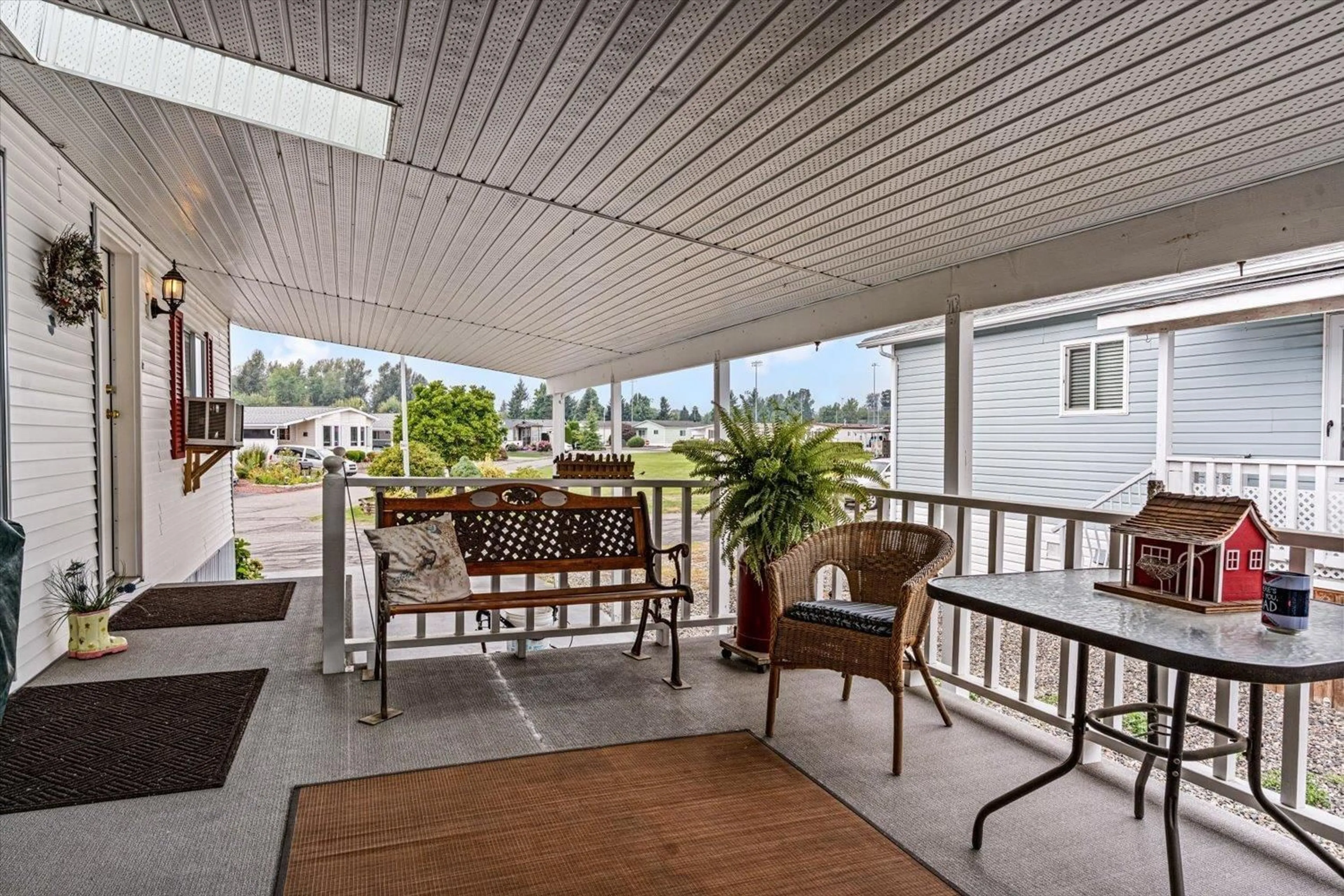 Patio, water/lake/river/ocean view for 98 - 9055 ASHWELL ROAD, Chilliwack British Columbia V2P7S6