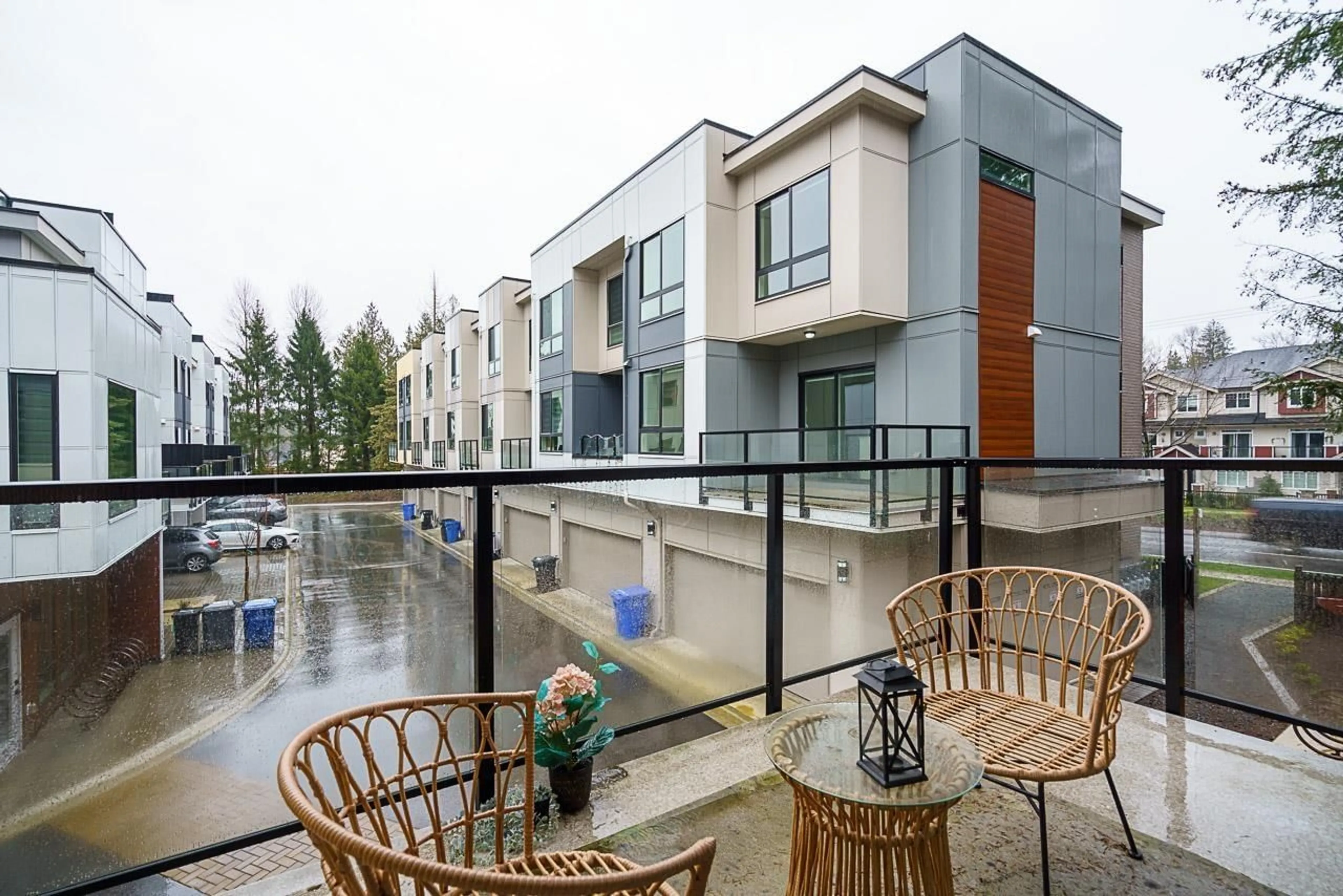 Patio, unknown for 27 - 13895 64TH, Surrey British Columbia V3W3N9