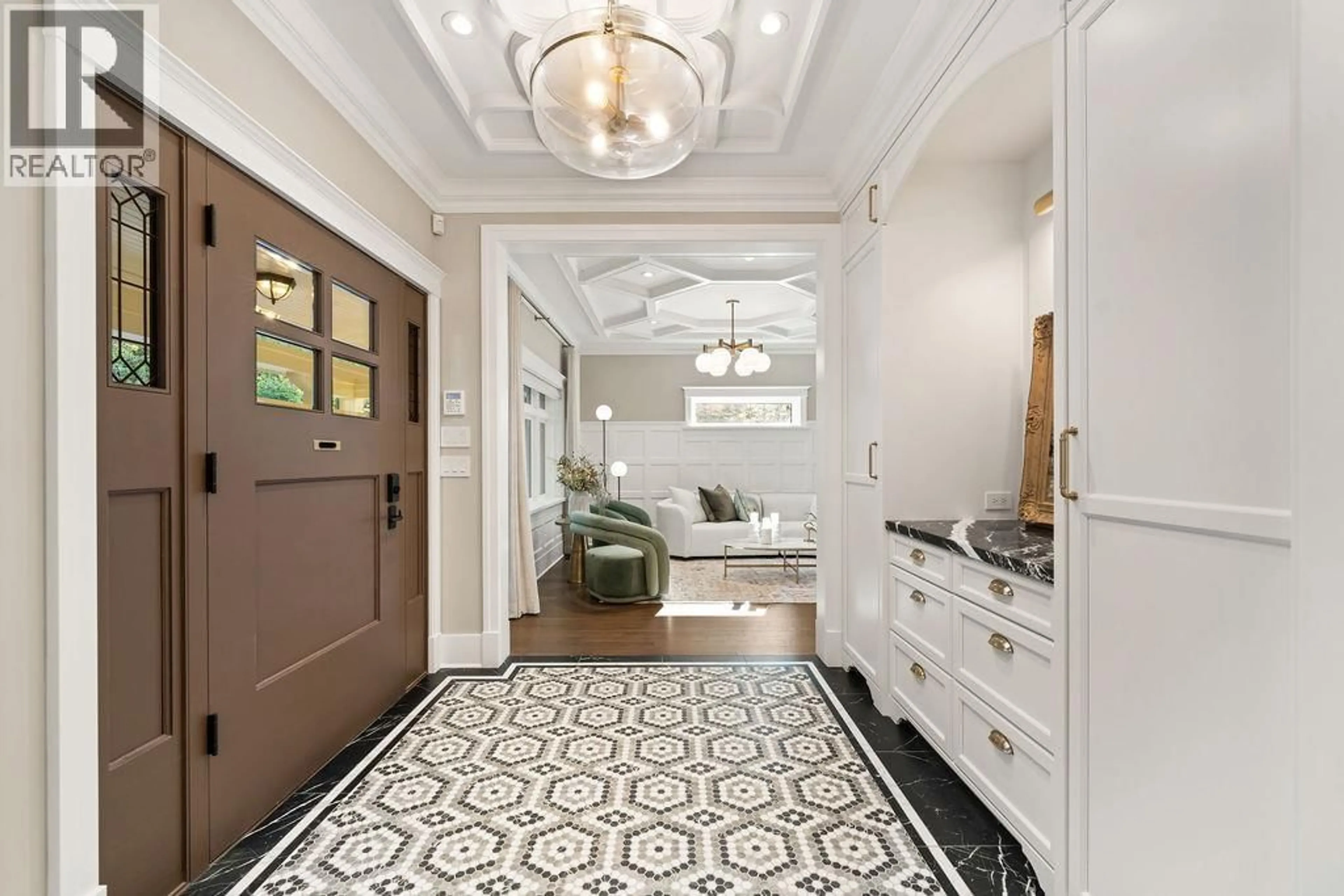 Indoor entryway for 993 BROUGHTON STREET, Vancouver British Columbia V6G2A4