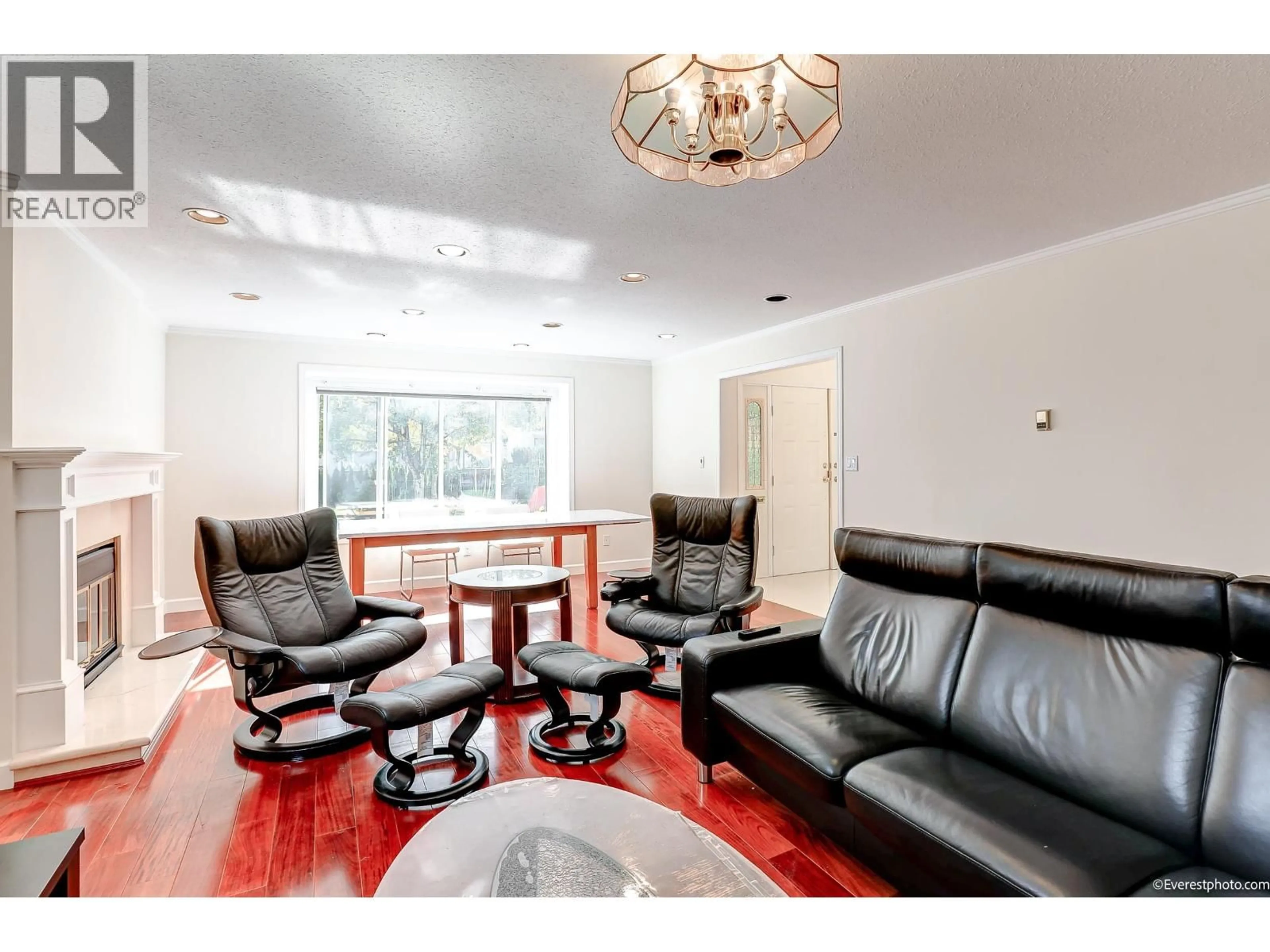 Unknown for 2403 20TH AVENUE, Vancouver British Columbia V6L1G6