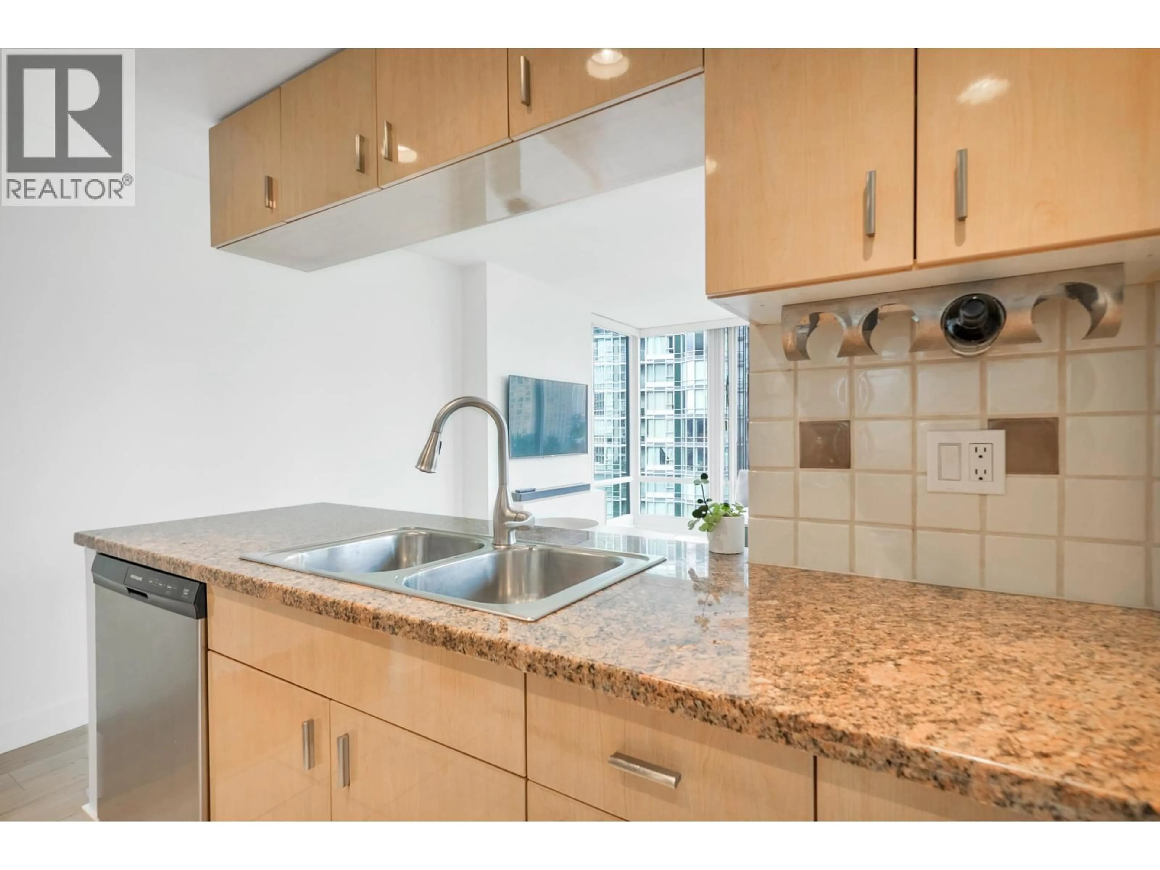 Standard kitchen, ceramic/tile floor for 1101 - 1033 MARINASIDE CRESCENT, Vancouver British Columbia V6Z3A3