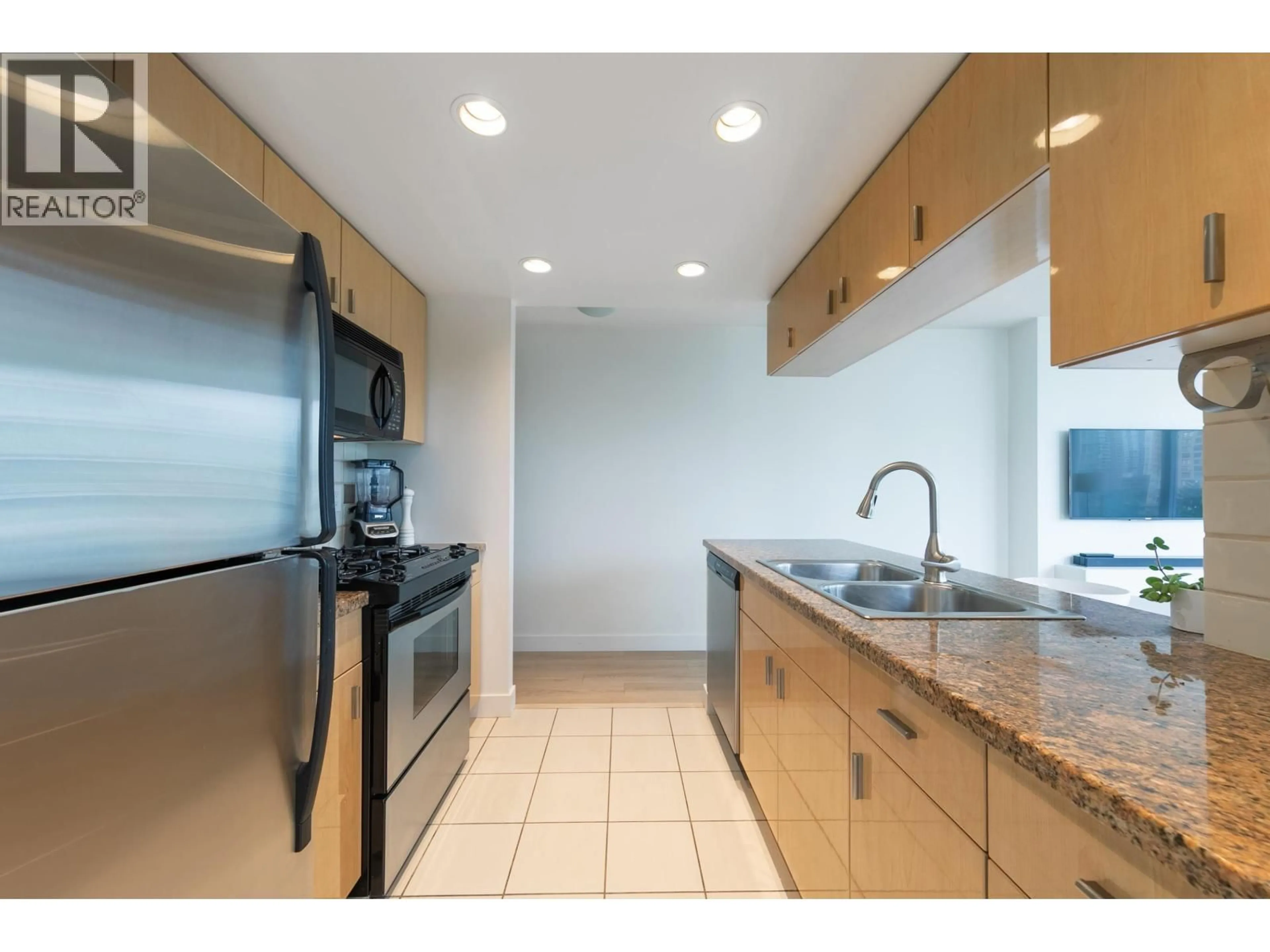 Standard kitchen, ceramic/tile floor for 1101 - 1033 MARINASIDE CRESCENT, Vancouver British Columbia V6Z3A3