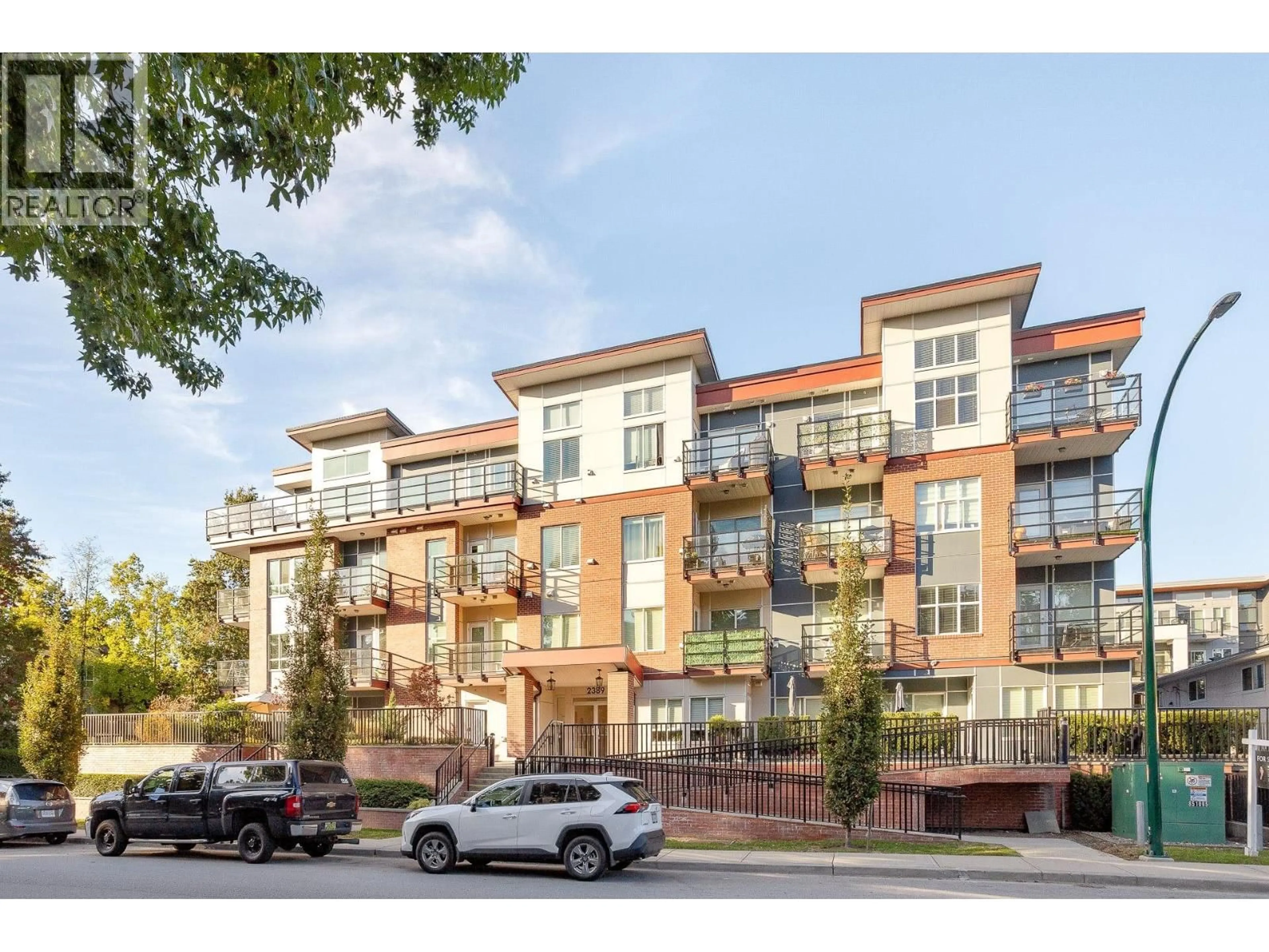 Unknown for 308 - 2389 HAWTHORNE AVENUE, Port Coquitlam British Columbia V3C0T2