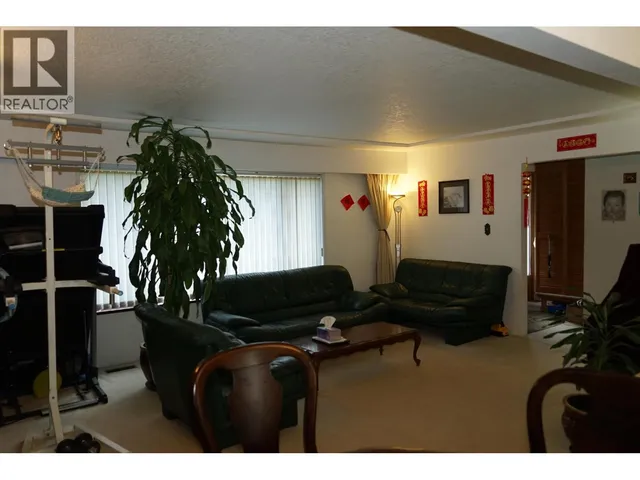 7008 CURTIS STREET, Burnaby 4