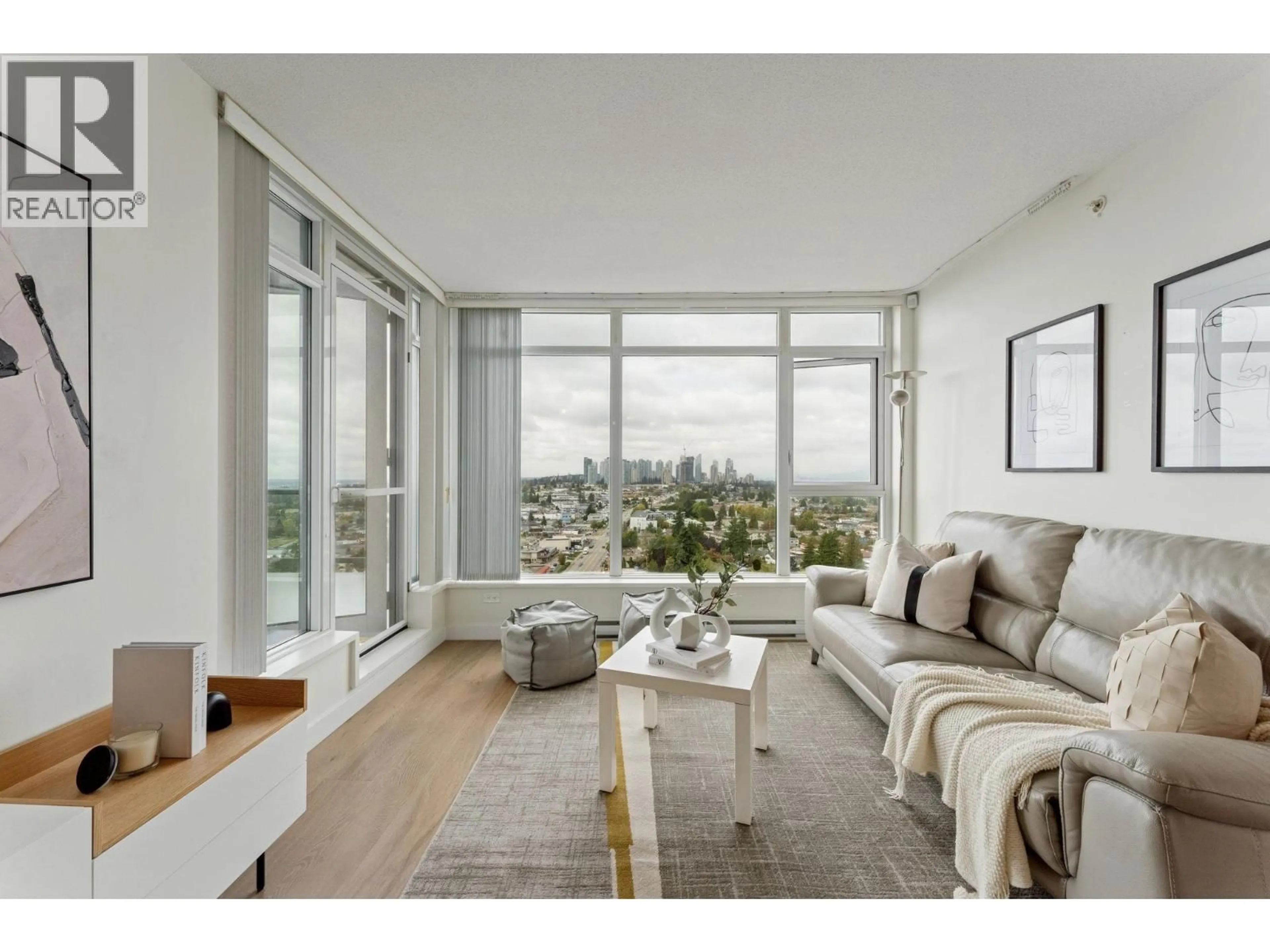 Living room with furniture, unknown for 2308 - 6688 ARCOLA STREET, Burnaby British Columbia V5E0B3
