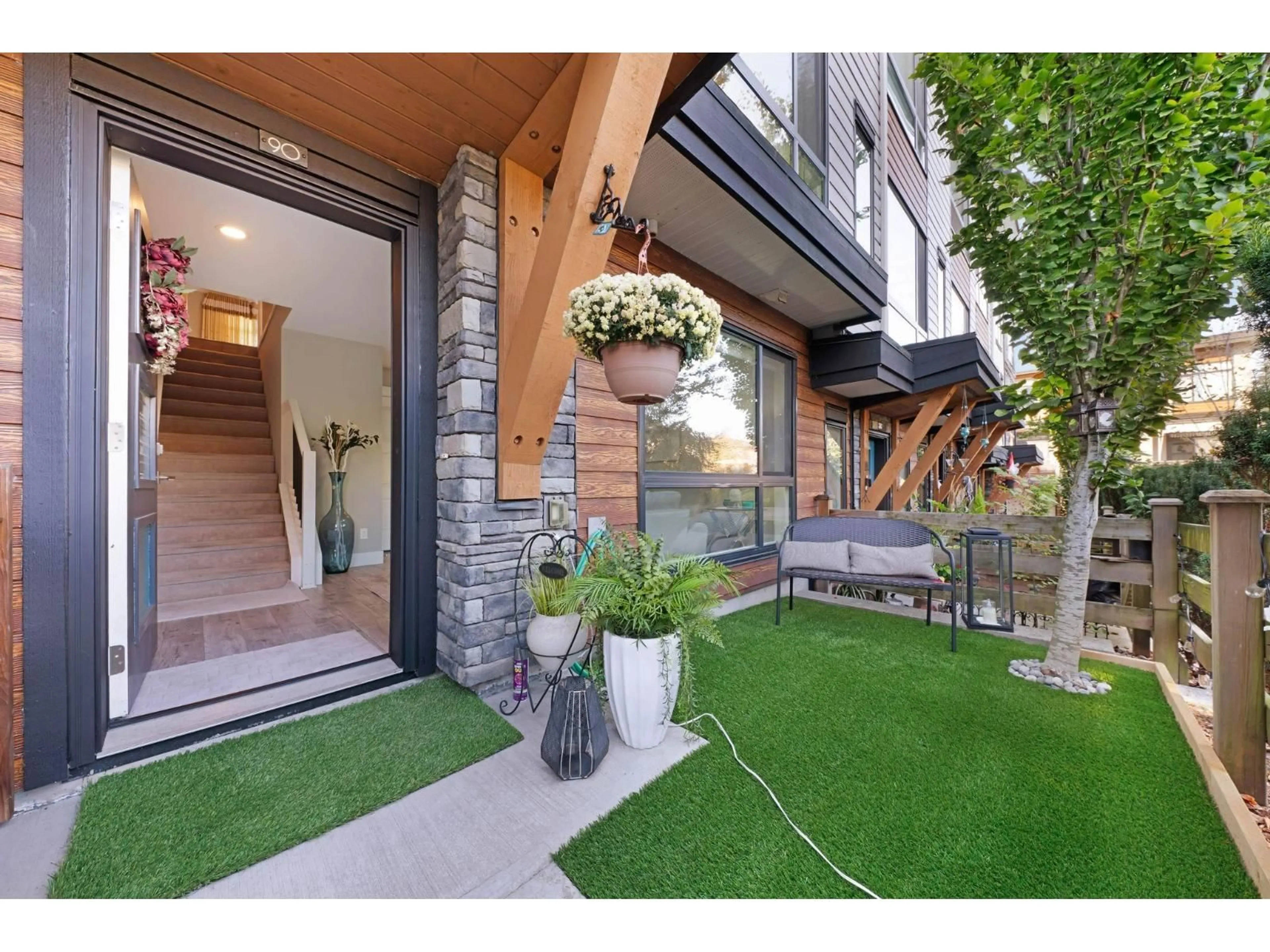 Indoor entryway for 90 - 16488 64, Surrey British Columbia V3S6X6