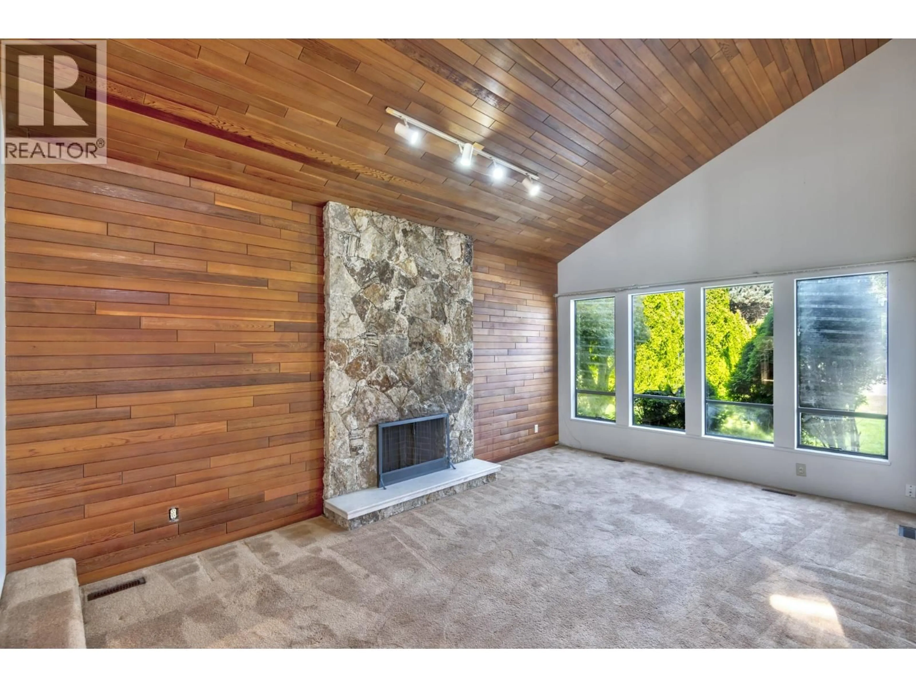 Unknown for 5202 HOLLYWOOD DRIVE, Richmond British Columbia V7E4V4