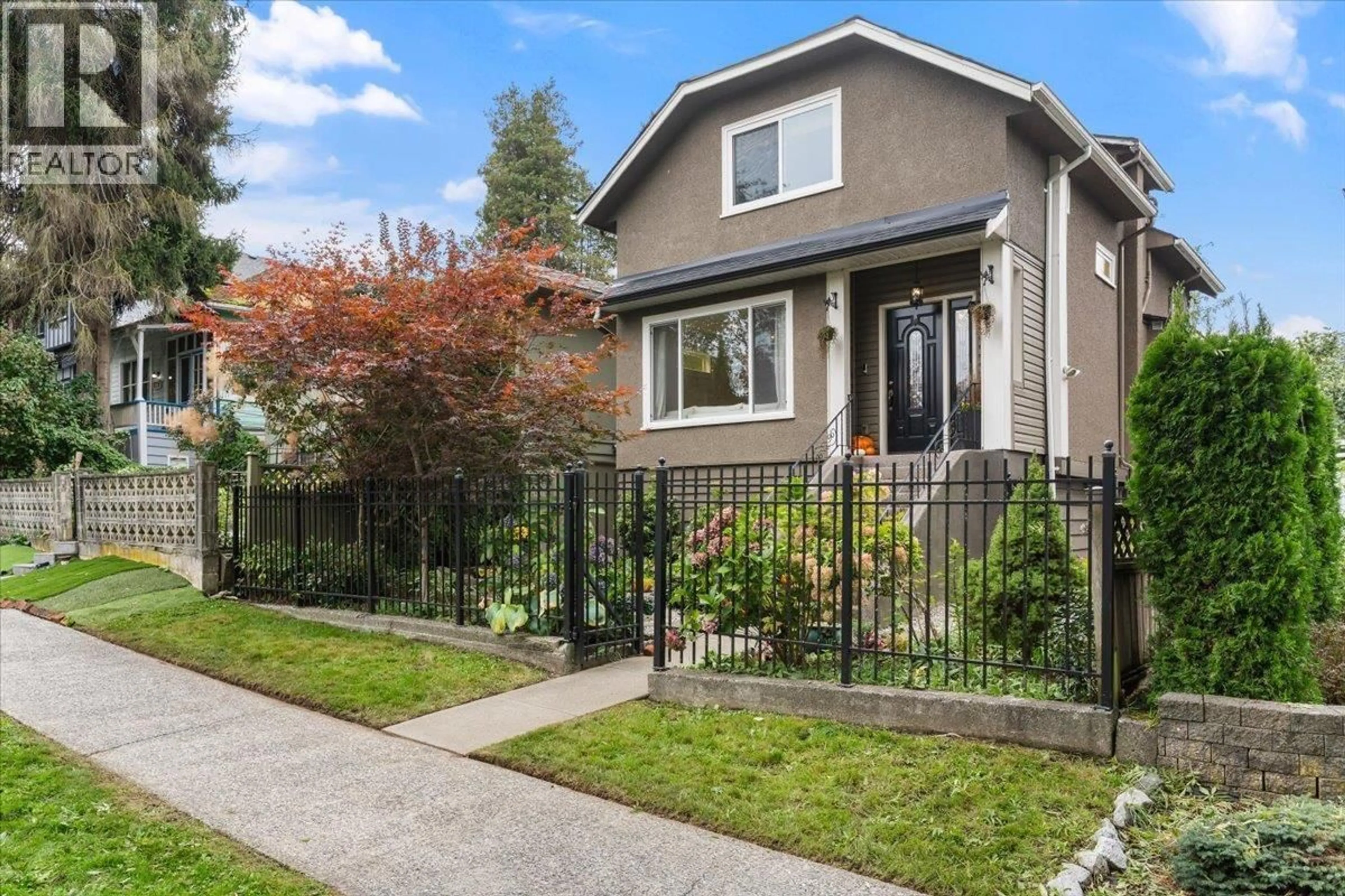 Home with vinyl exterior material, street for 4833 LANARK STREET, Vancouver British Columbia V5N3S1