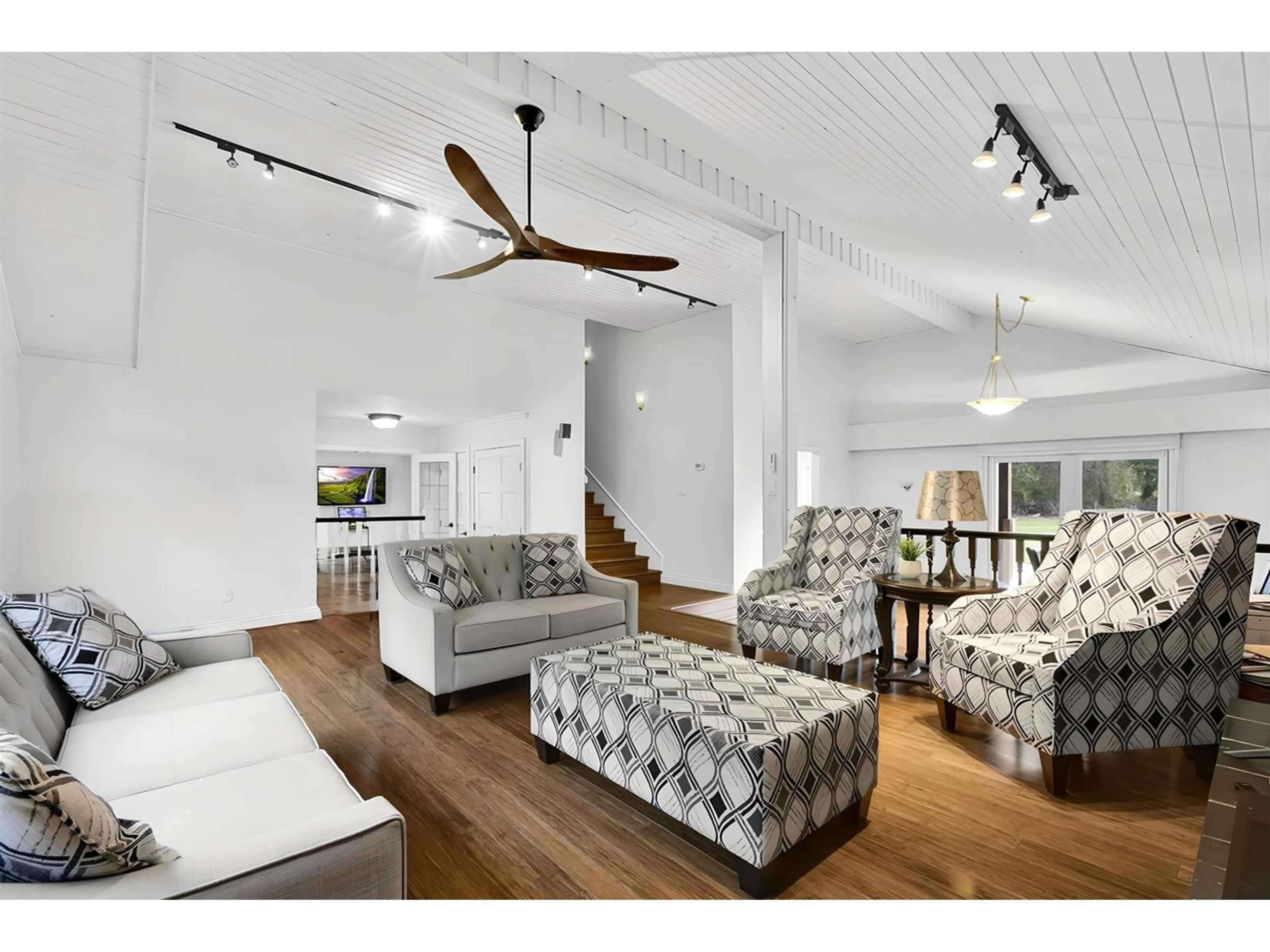 Living room with furniture, unknown for 4655 SADDLEHORN, Langley British Columbia V2Z2L7