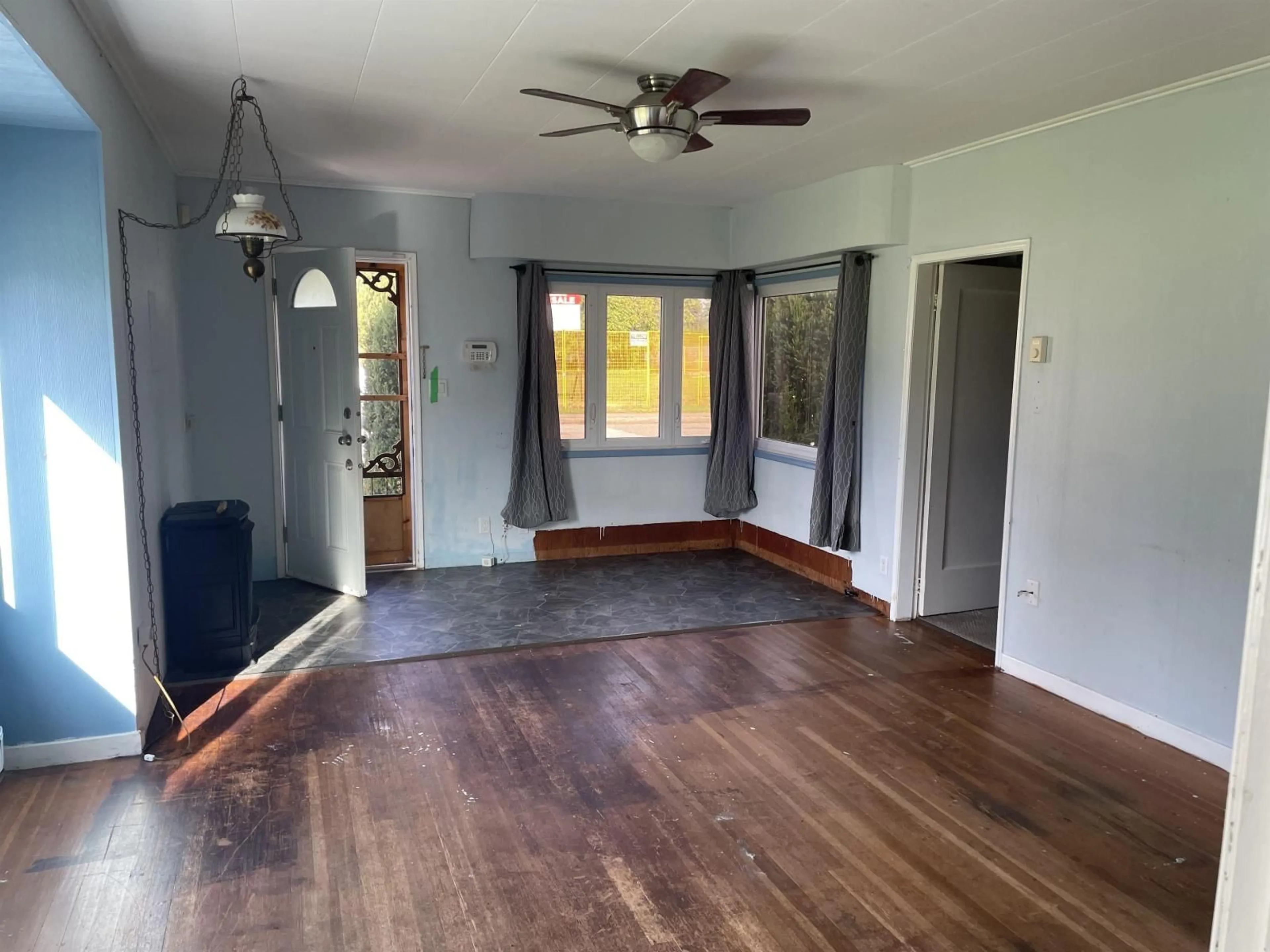A pic of a room for 45720 PRINCESS AVENUE, Chilliwack British Columbia V2P2B6
