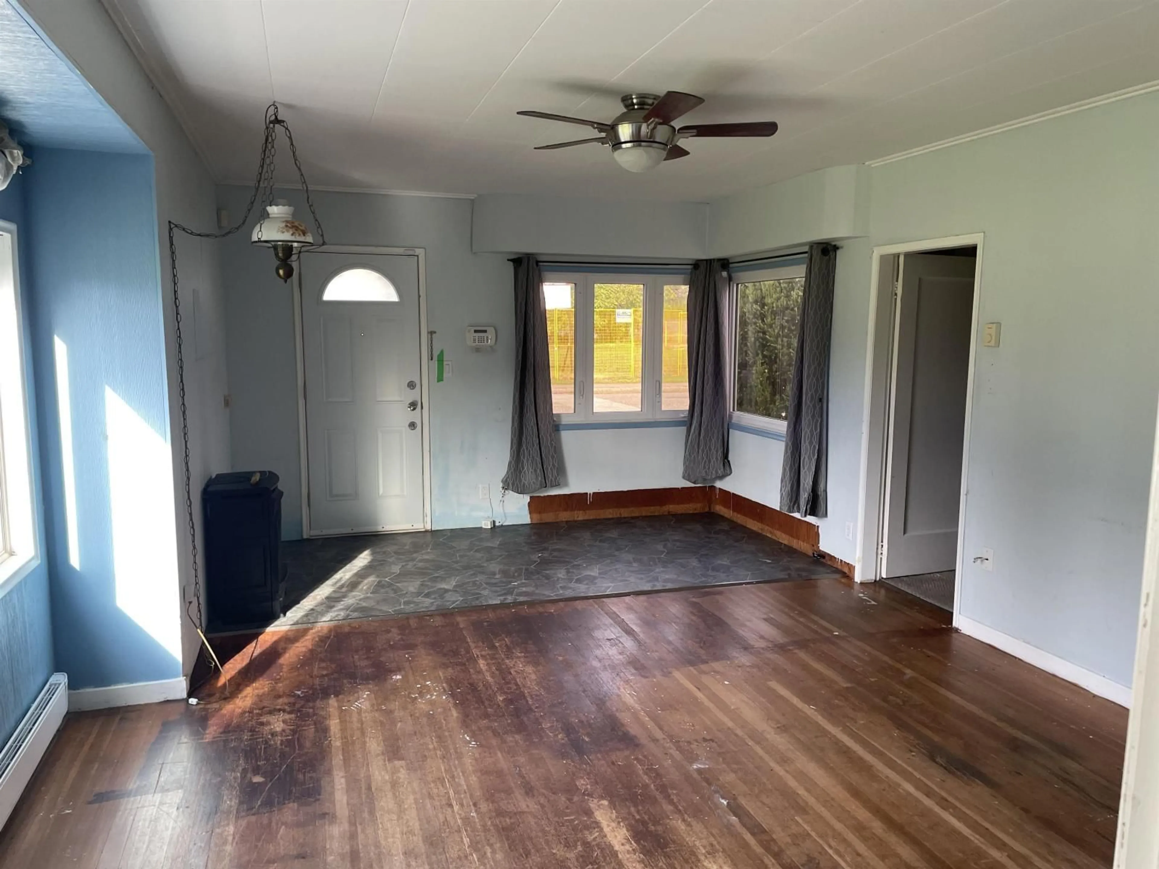 A pic of a room for 45720 PRINCESS AVENUE, Chilliwack British Columbia V2P2B6