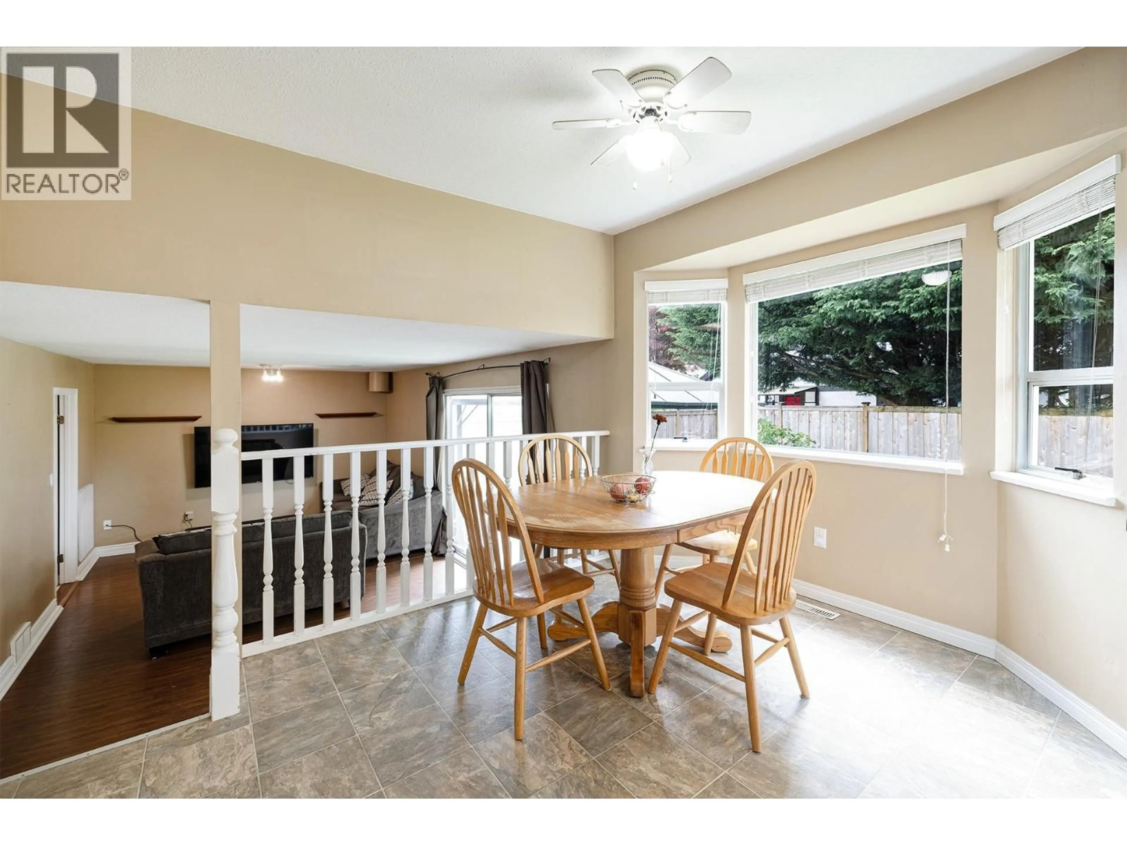 Dining room, ceramic/tile floor for 19625 PARK ROAD, Pitt Meadows British Columbia V3Y1B3