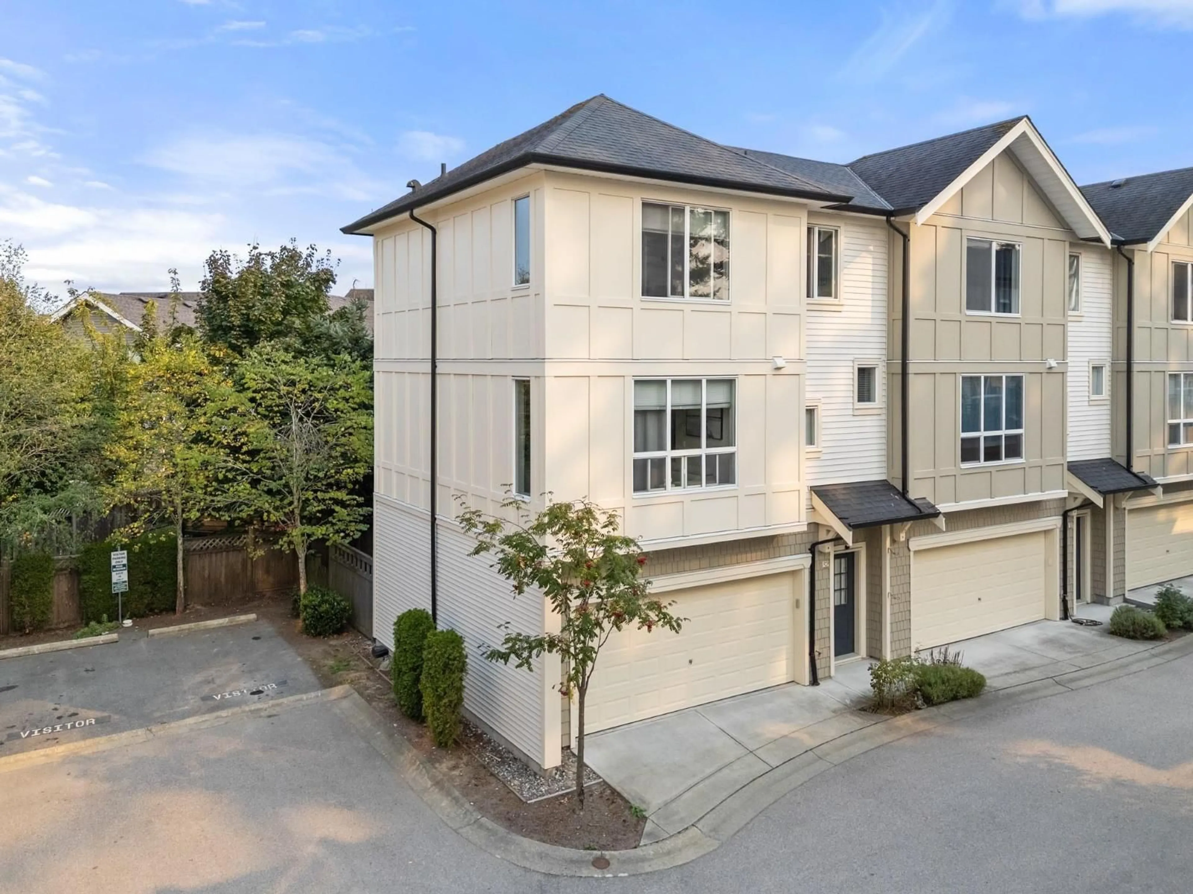 A pic from outside/outdoor area/front of a property/back of a property/a pic from drone, street for 52 - 7848 209, Langley British Columbia V2Y0M4