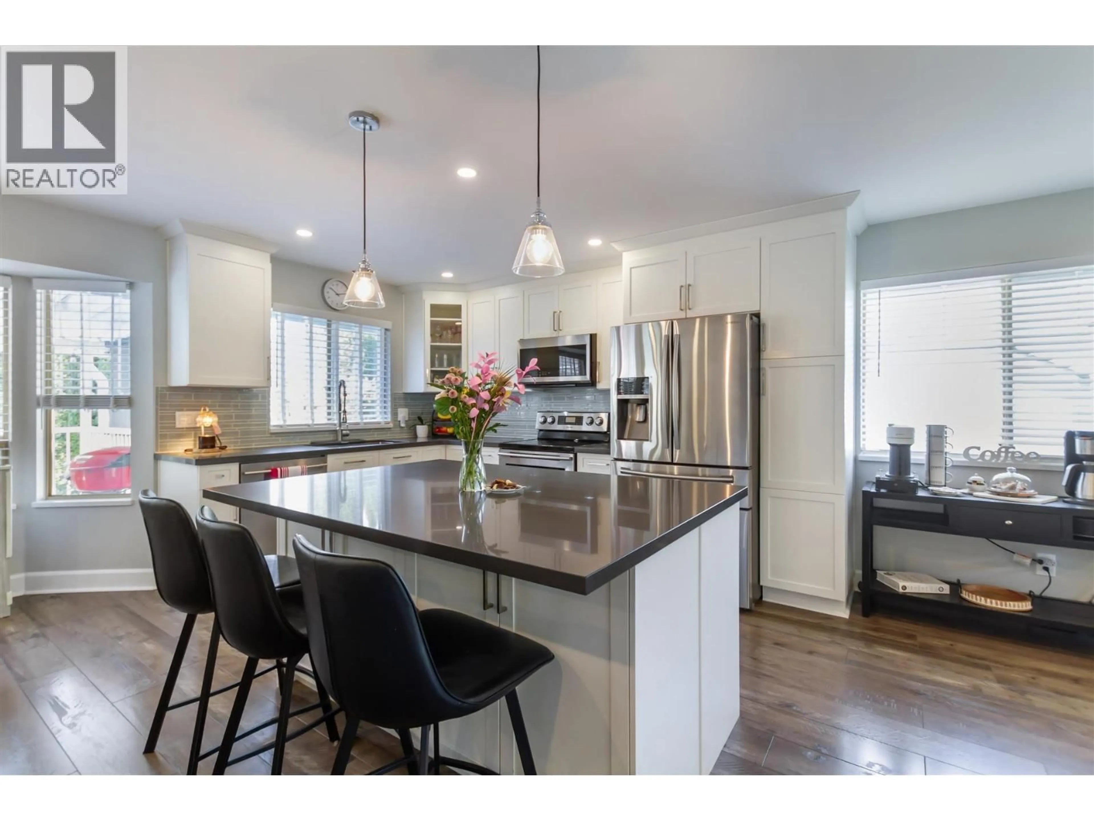 Open concept kitchen, unknown for 23675 108 LOOP, Maple Ridge British Columbia V2W1B2