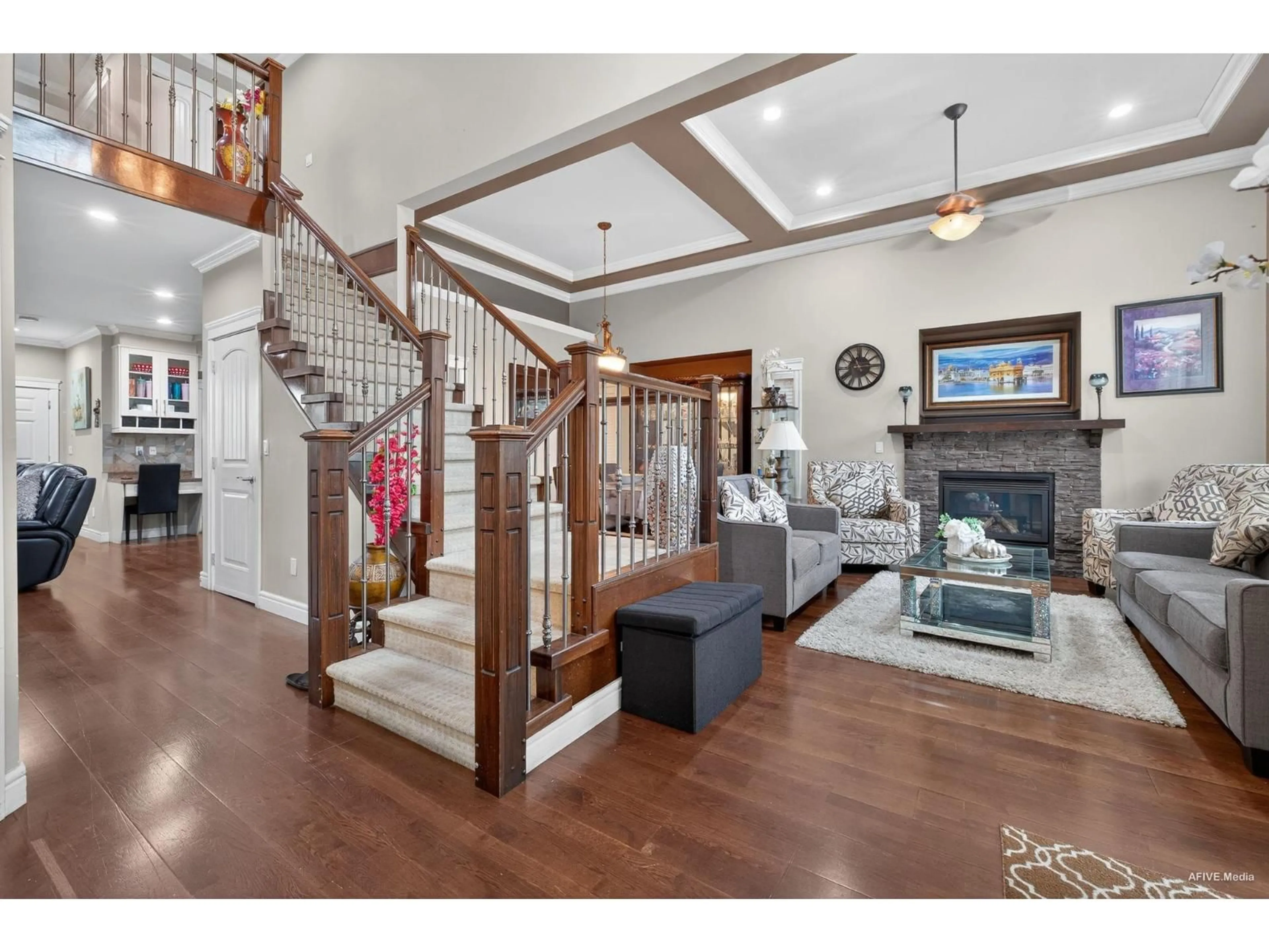 Indoor entryway for 17372 64A, Surrey British Columbia V3S2H8