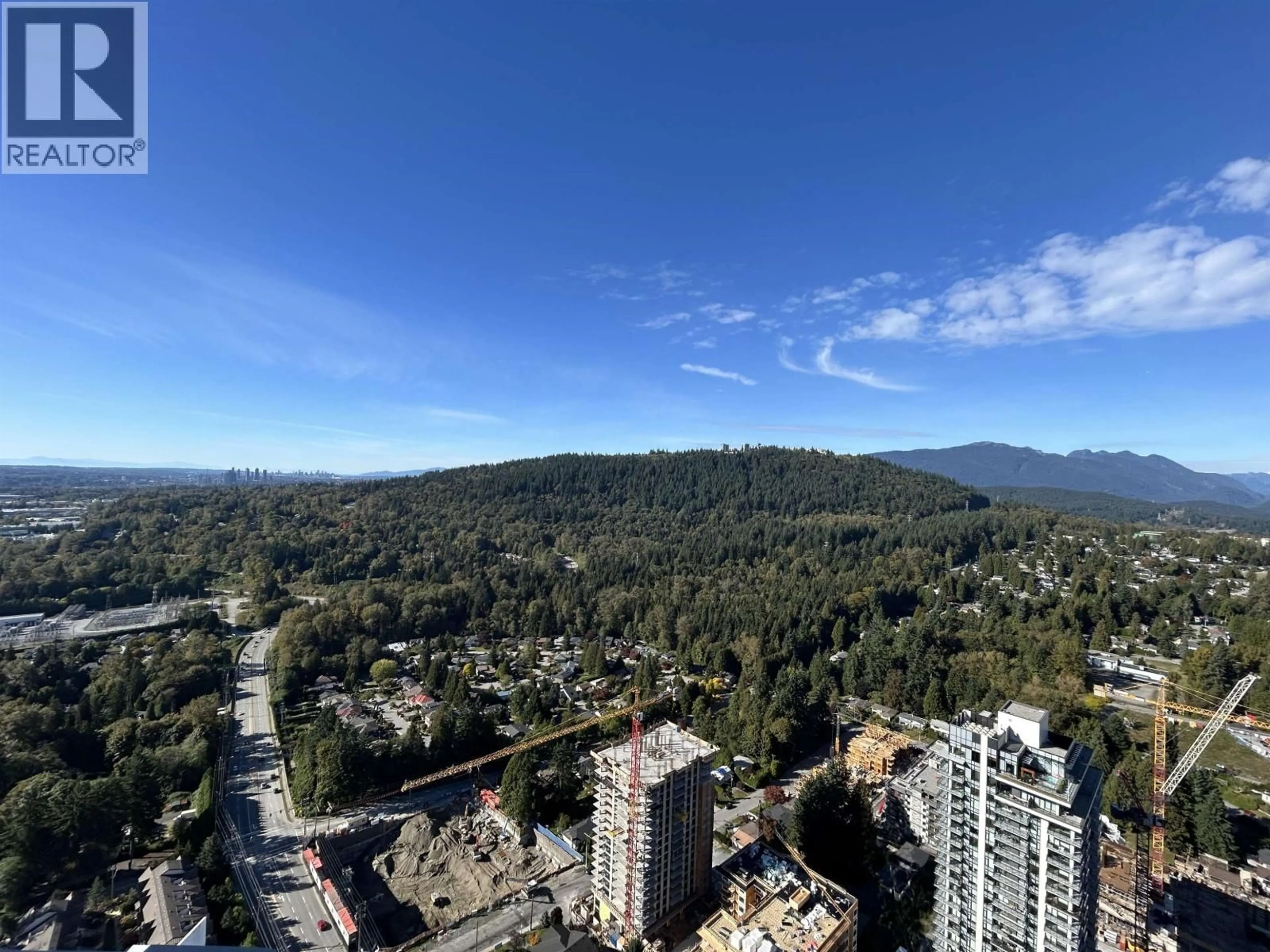 A pic from outside/outdoor area/front of a property/back of a property/a pic from drone, unknown for 4303 - 567 CLARKE ROAD, Coquitlam British Columbia V3J0K7