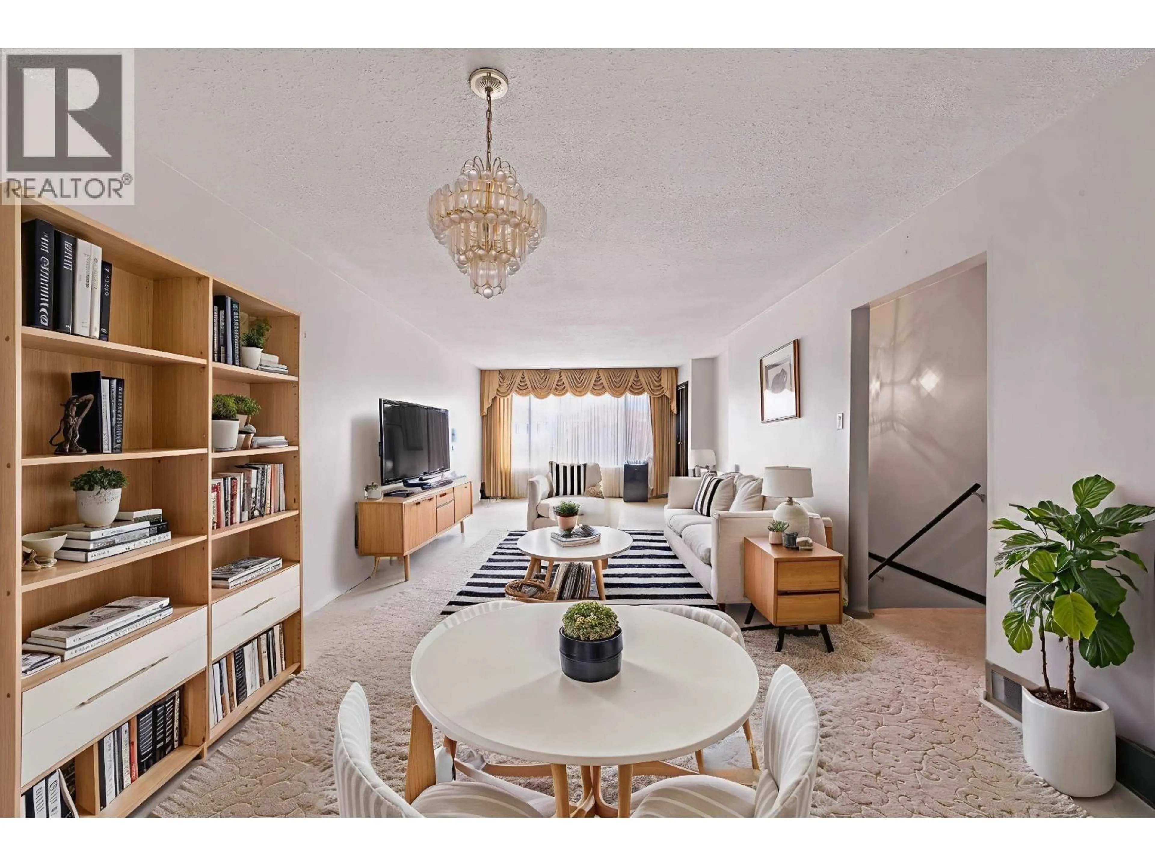 Living room with furniture, unknown for 5792 HARDWICK STREET, Burnaby British Columbia V5G1R4