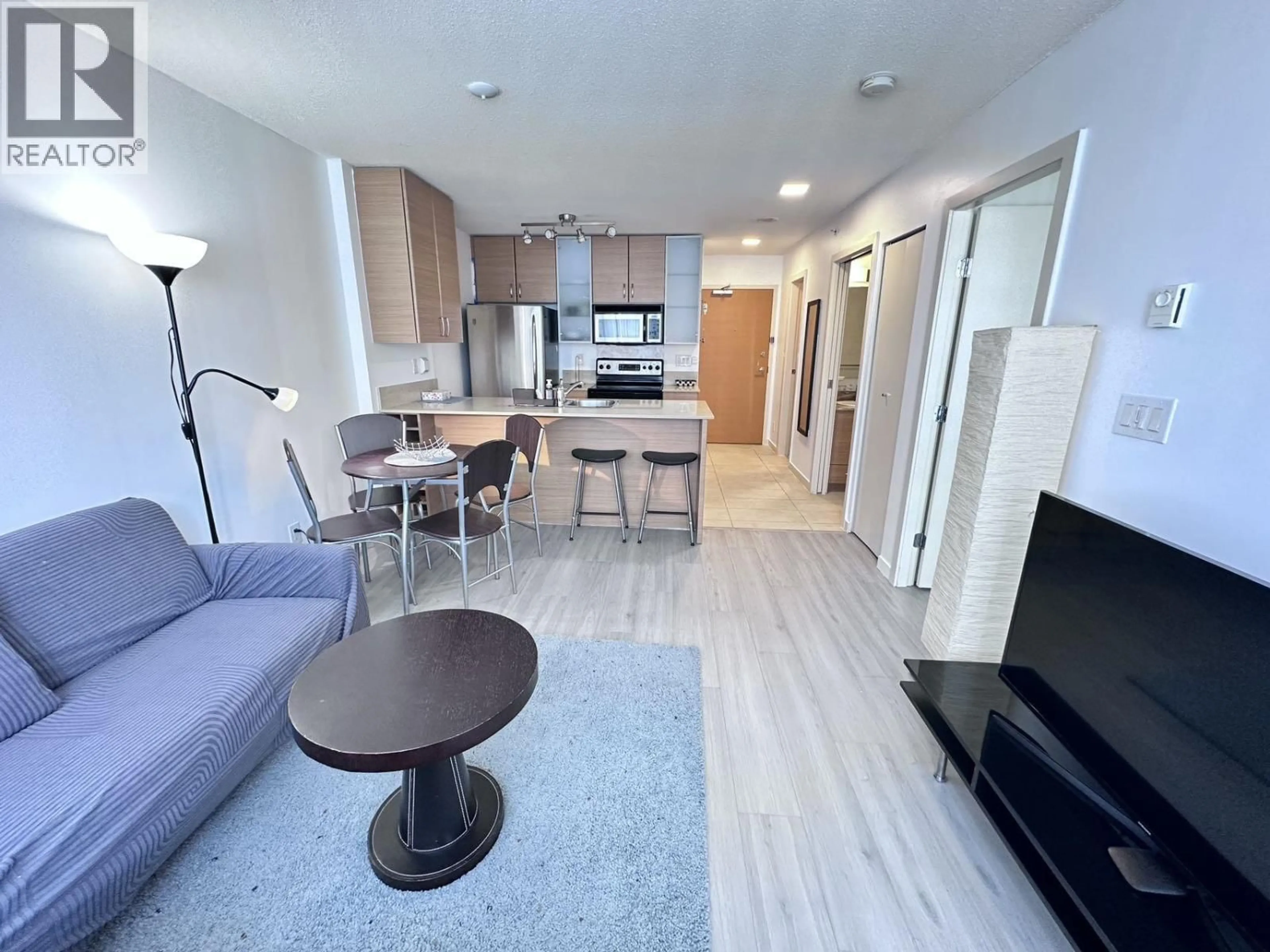 A pic of a room for 2404 - 977 MAINLAND STREET, Vancouver British Columbia V6B1T2
