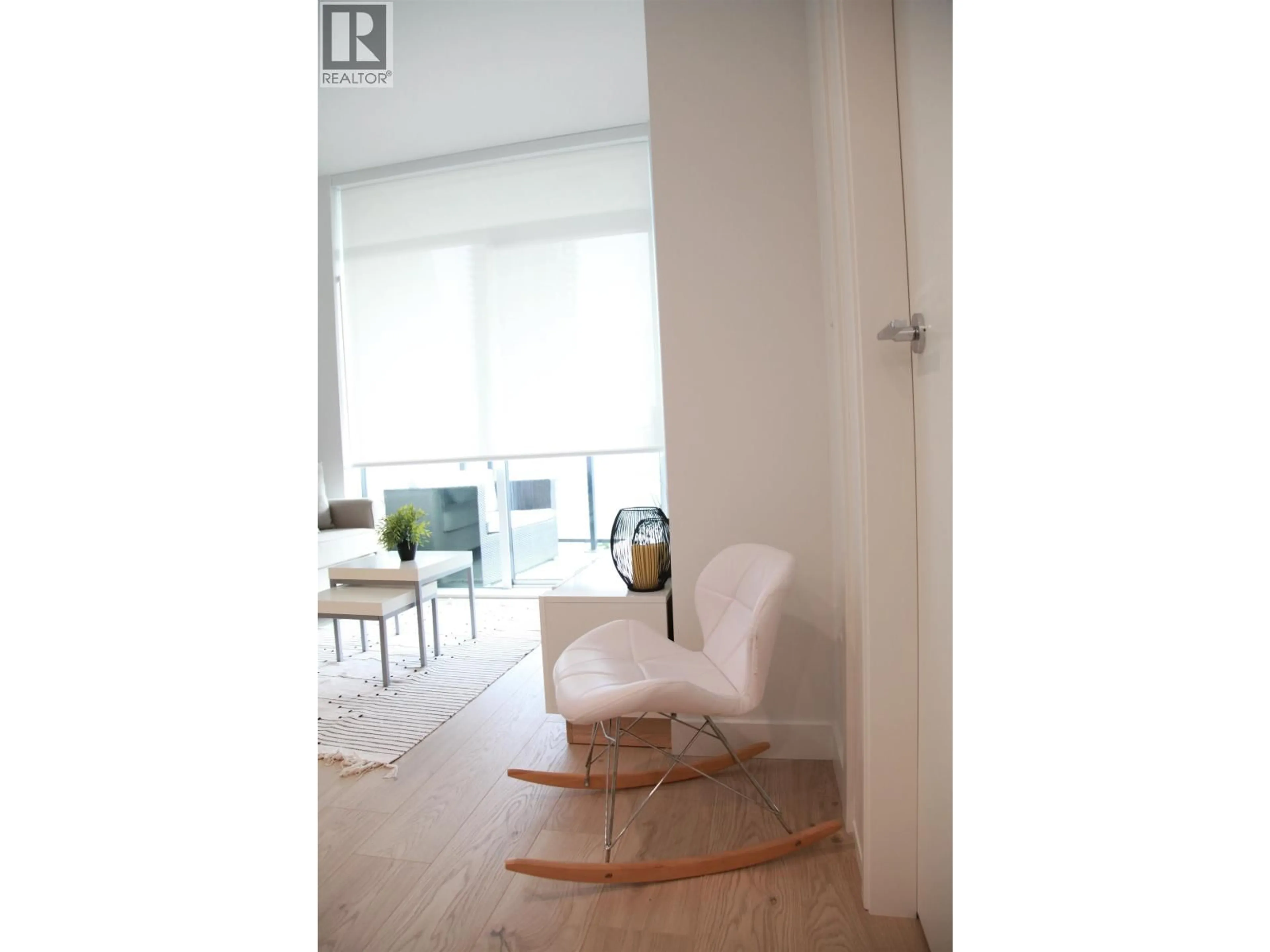 A pic of a room for 901 - 2181 MADISON AVENUE, Burnaby British Columbia V5C0N4