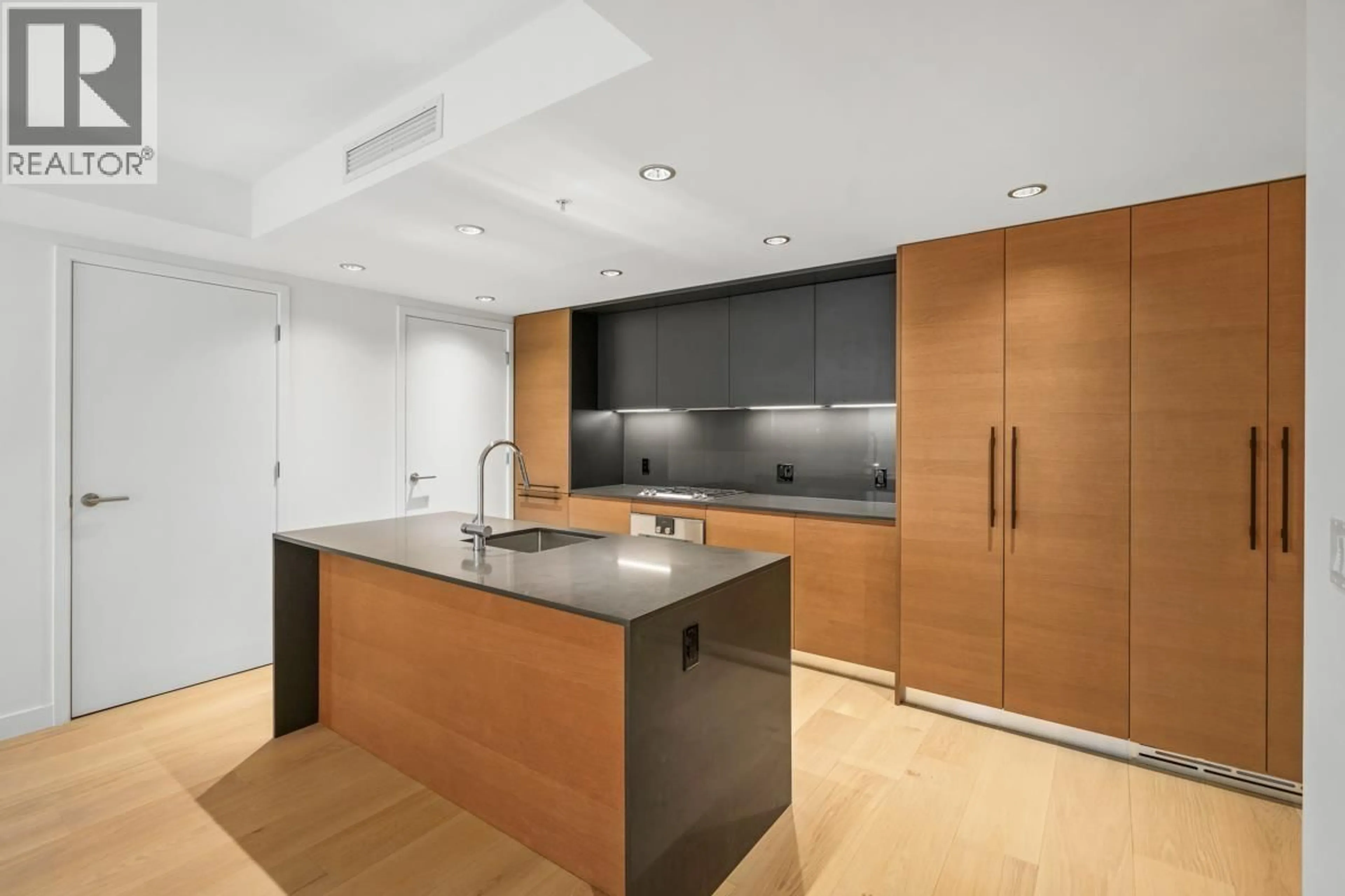 Contemporary kitchen, unknown for 3210 - 1289 HORNBY STREET, Vancouver British Columbia V6Z0G7